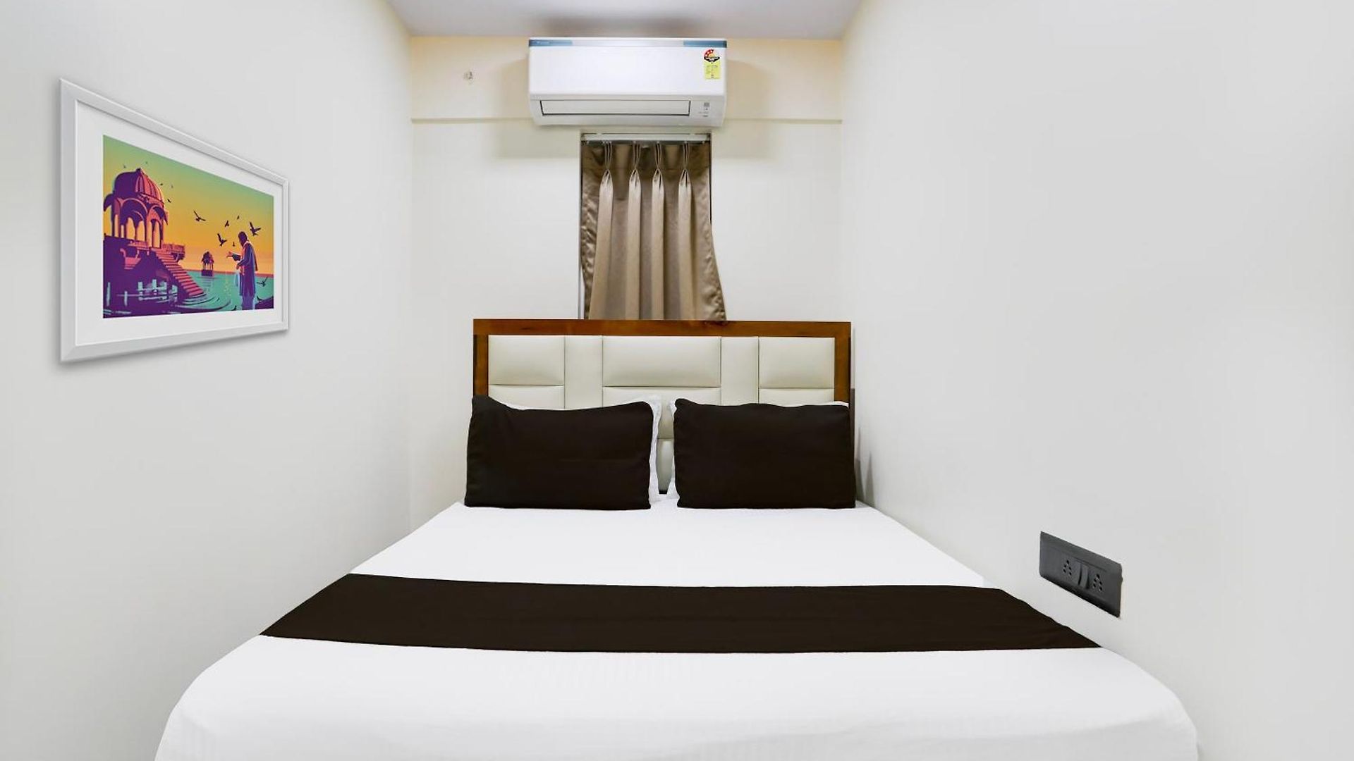 O Akshay Hotel
