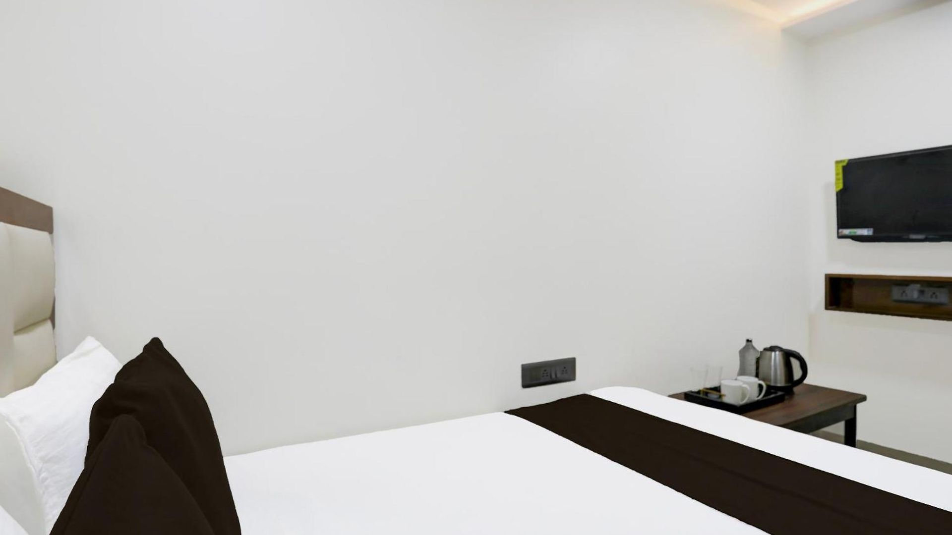 Hotel O Akshay 4*