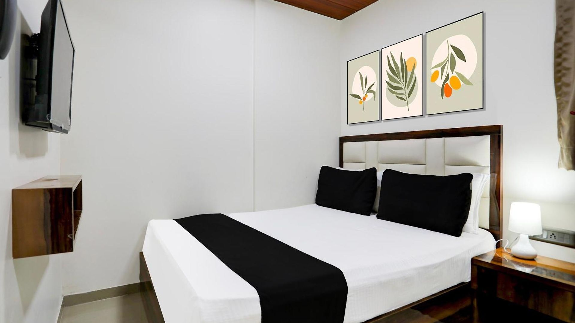 O Akshay Hotel Mumbai