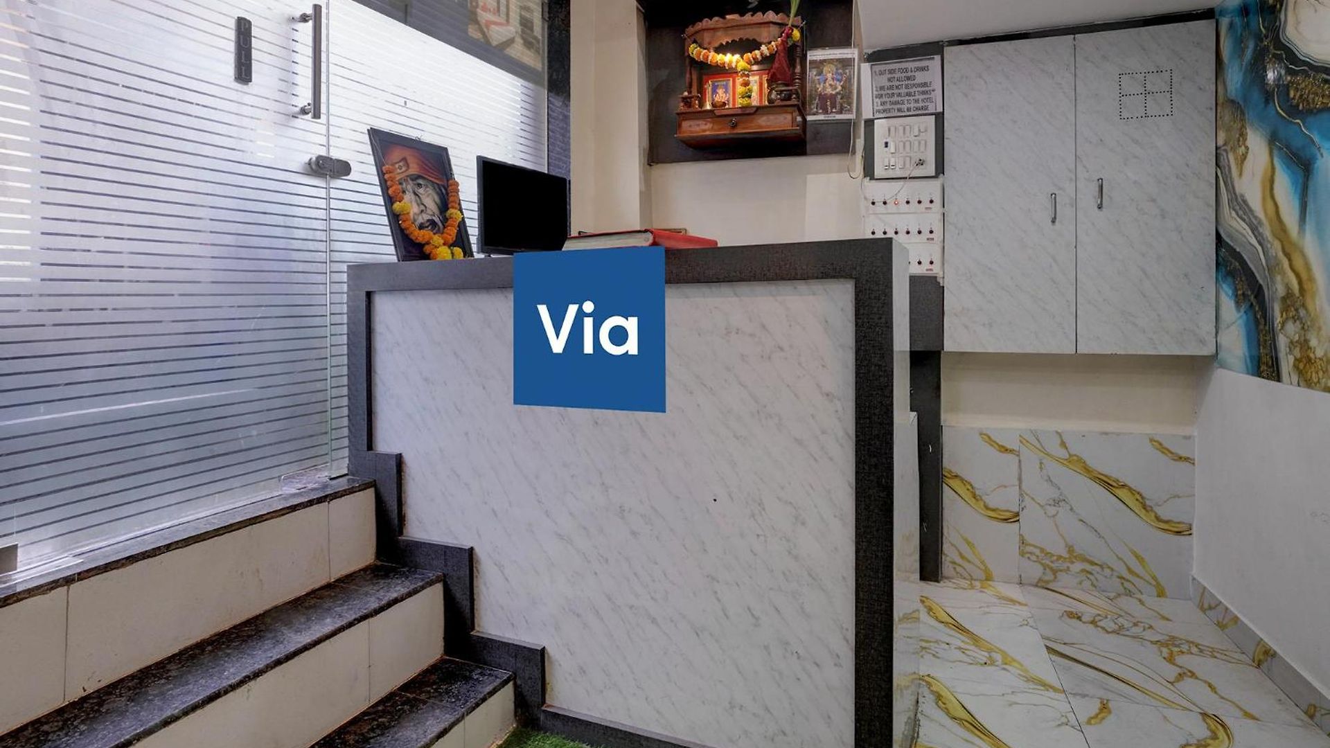 Hotel Via Shera Residency