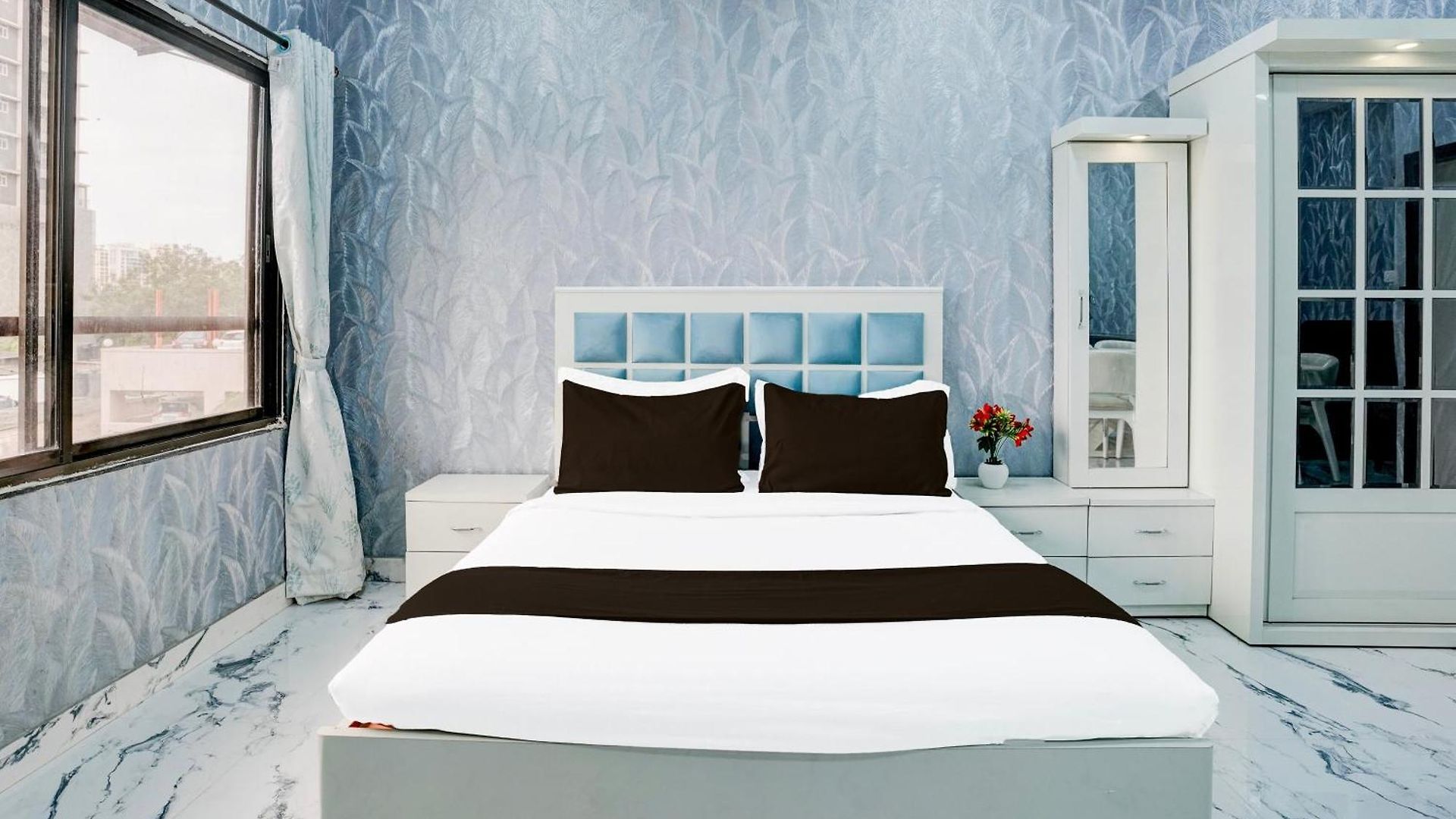Fabhotel Hans Residency Mumbai