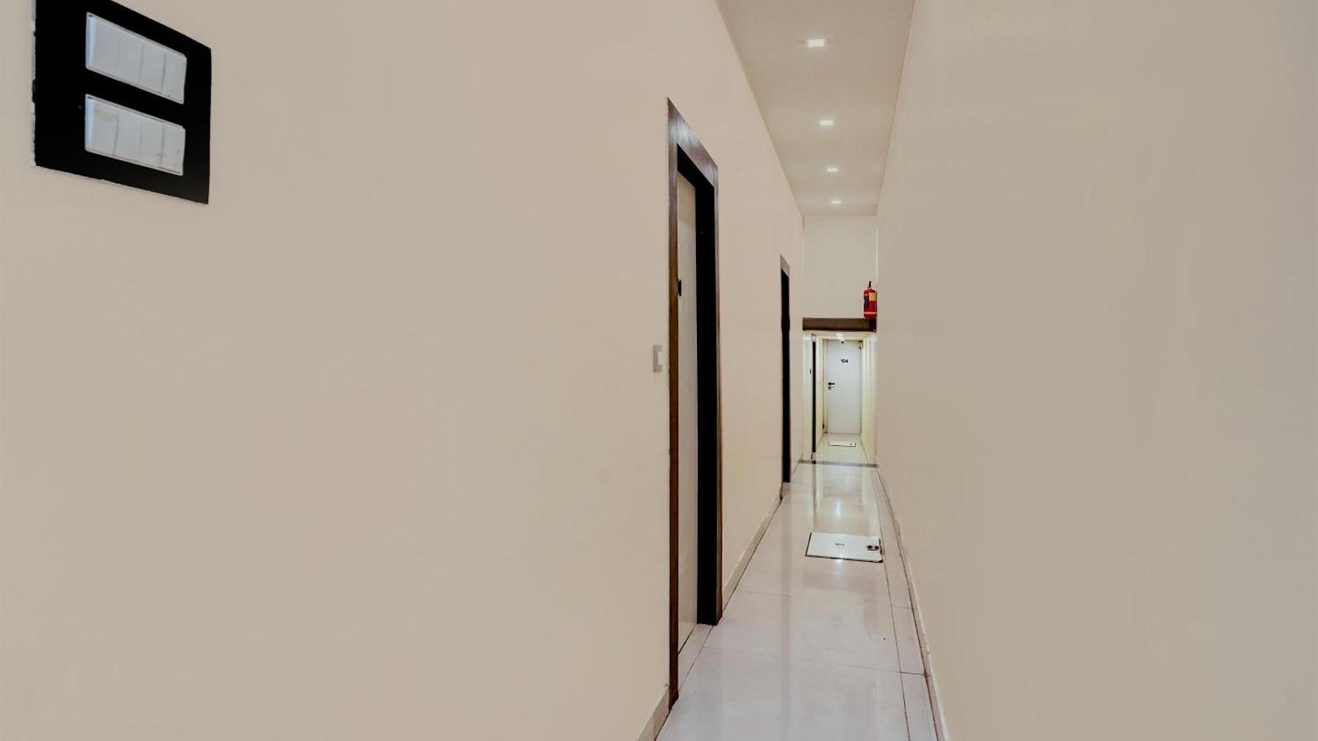 O Golden Star Hotel 4*