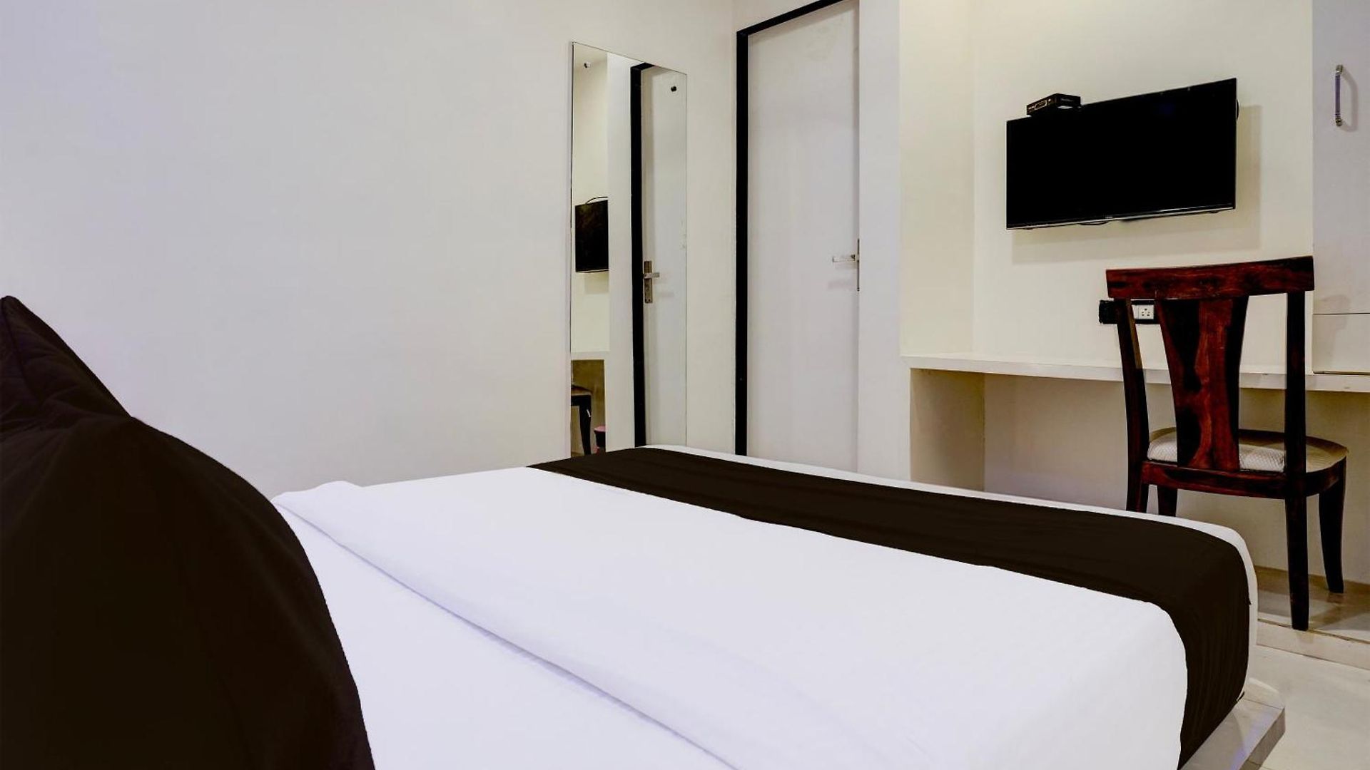 O Golden Star Hotel 4*