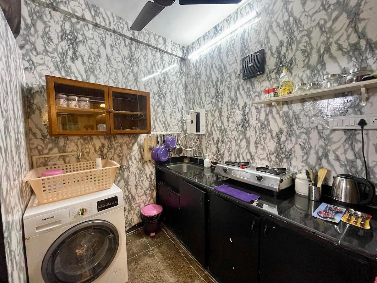 Independent Garden Cottage-bandra-carter Road *