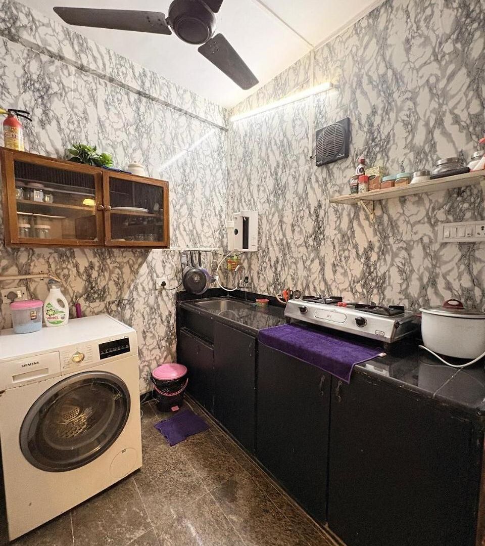 Independent Garden Cottage-bandra-carter Road Apartment *