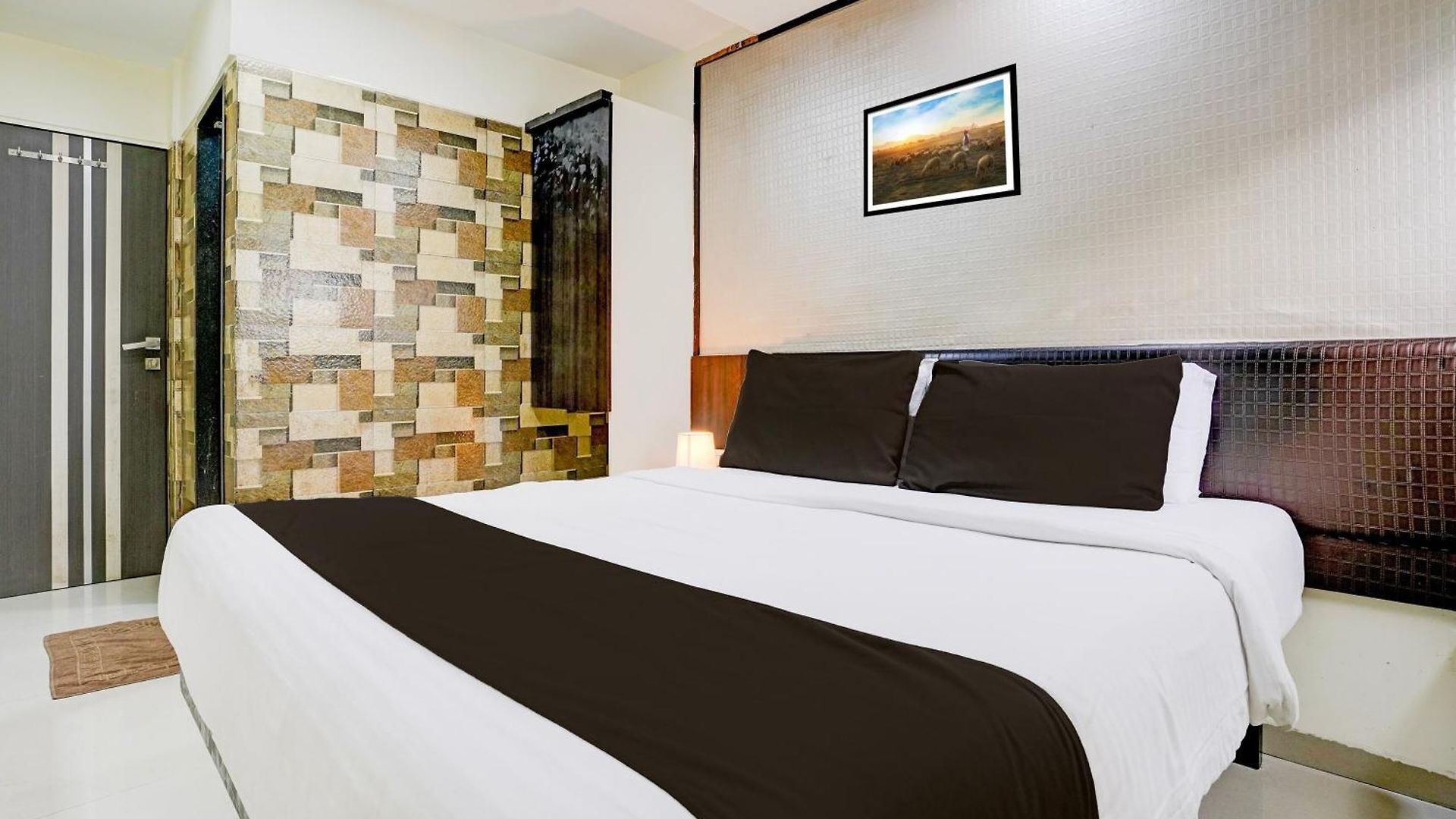 Hotel Golden Sagar - Kurla Hotel 3*
