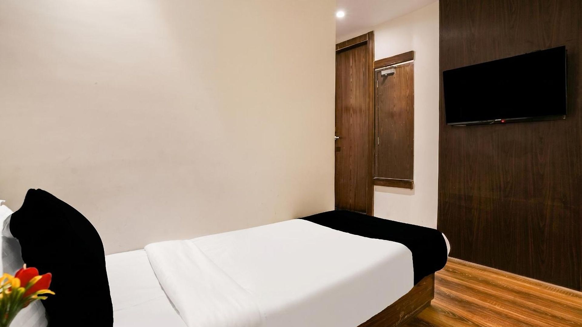 Collection O Andheri Near Western Express Highway 4* Mumbai