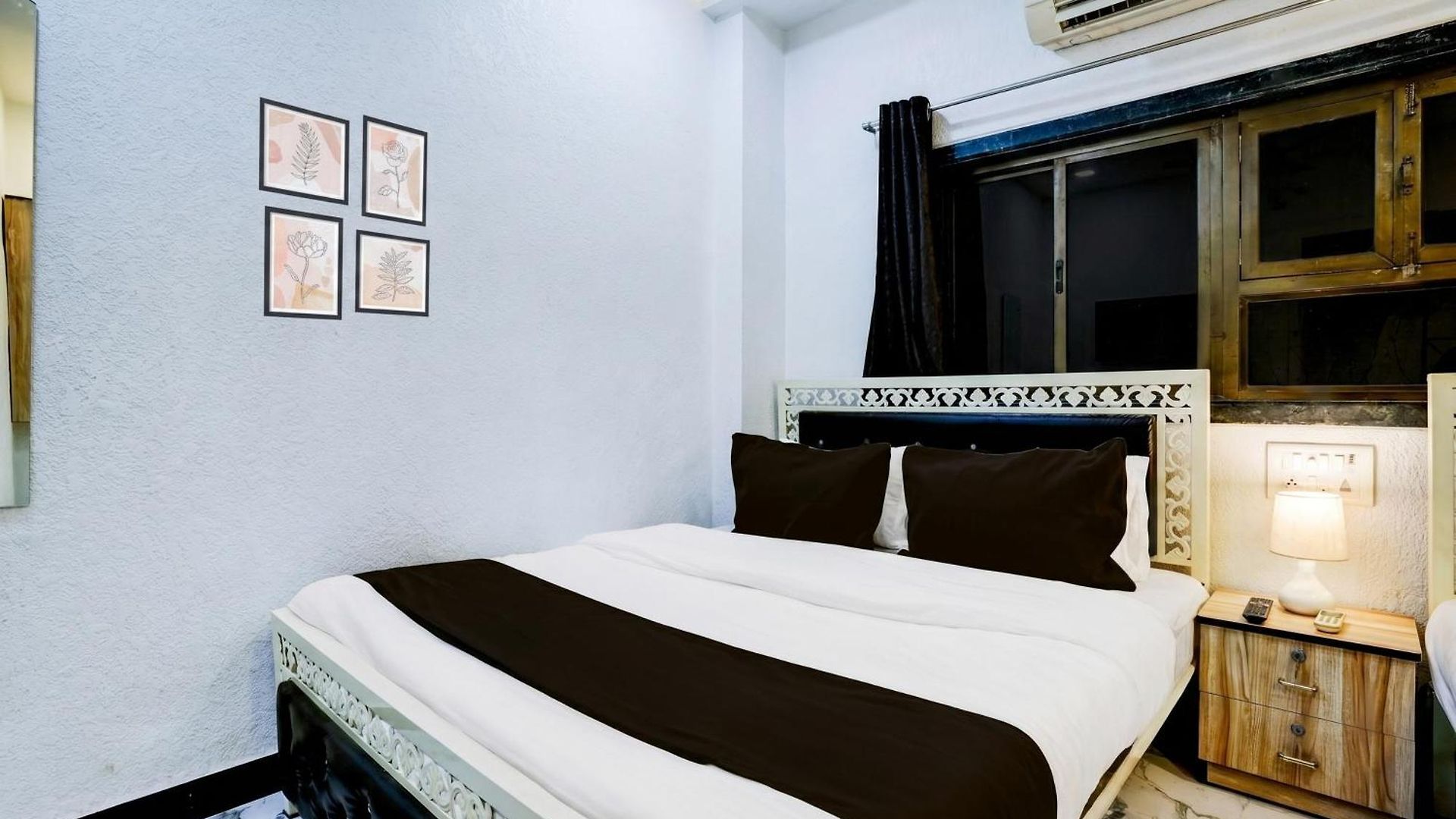 O Khar East Near Railway Station Hotel Mumbai
