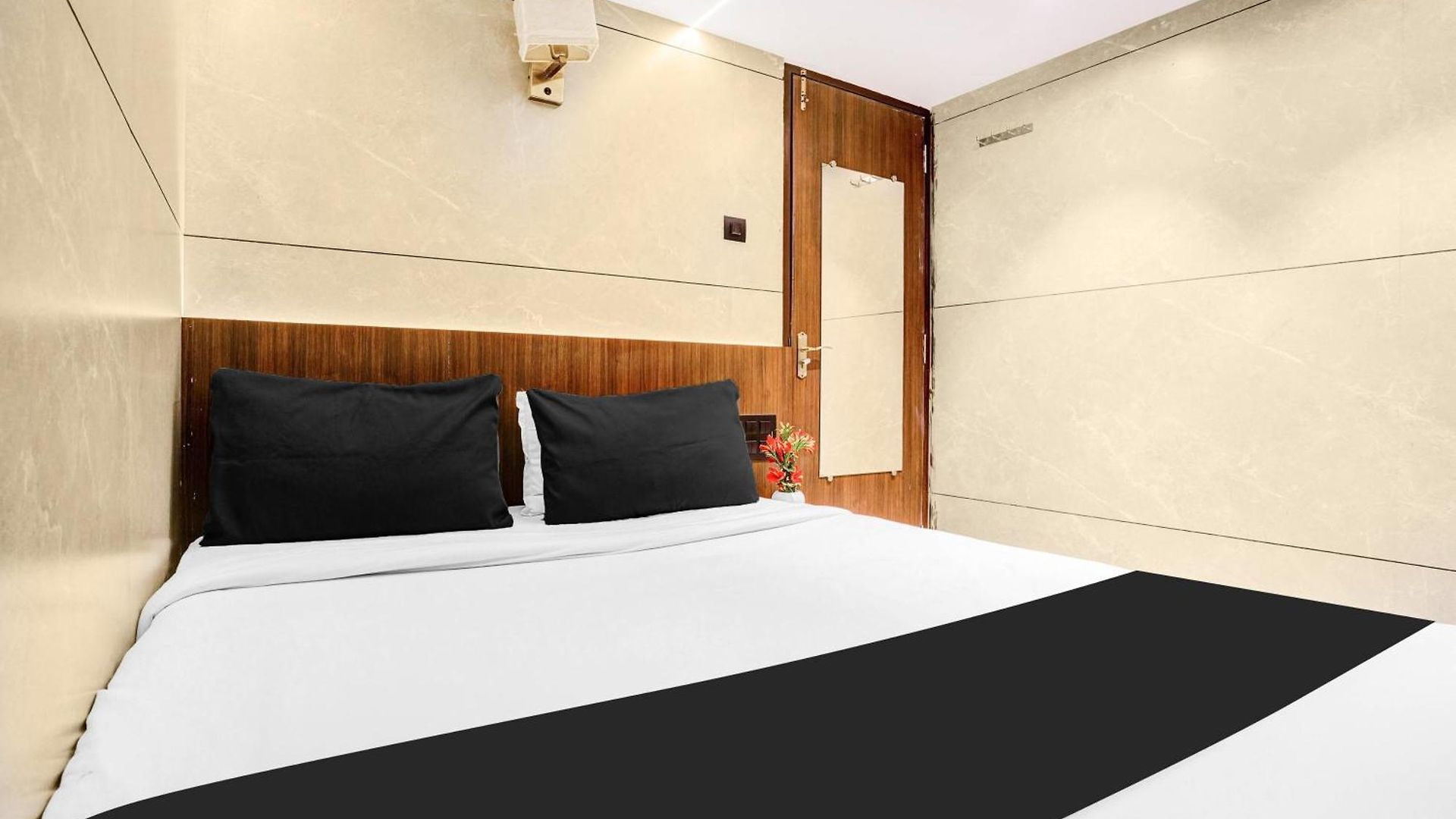 O Woodland 3* Mumbai