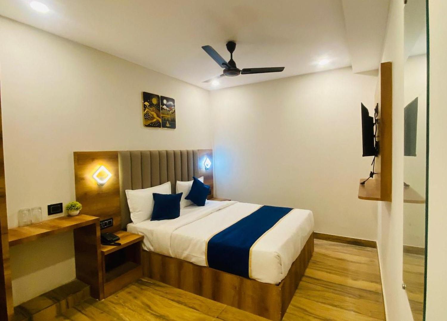 Hotel Zara International 3*