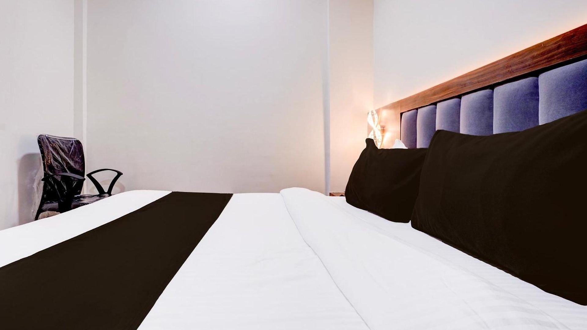 Hotel Super O Ananta 3*