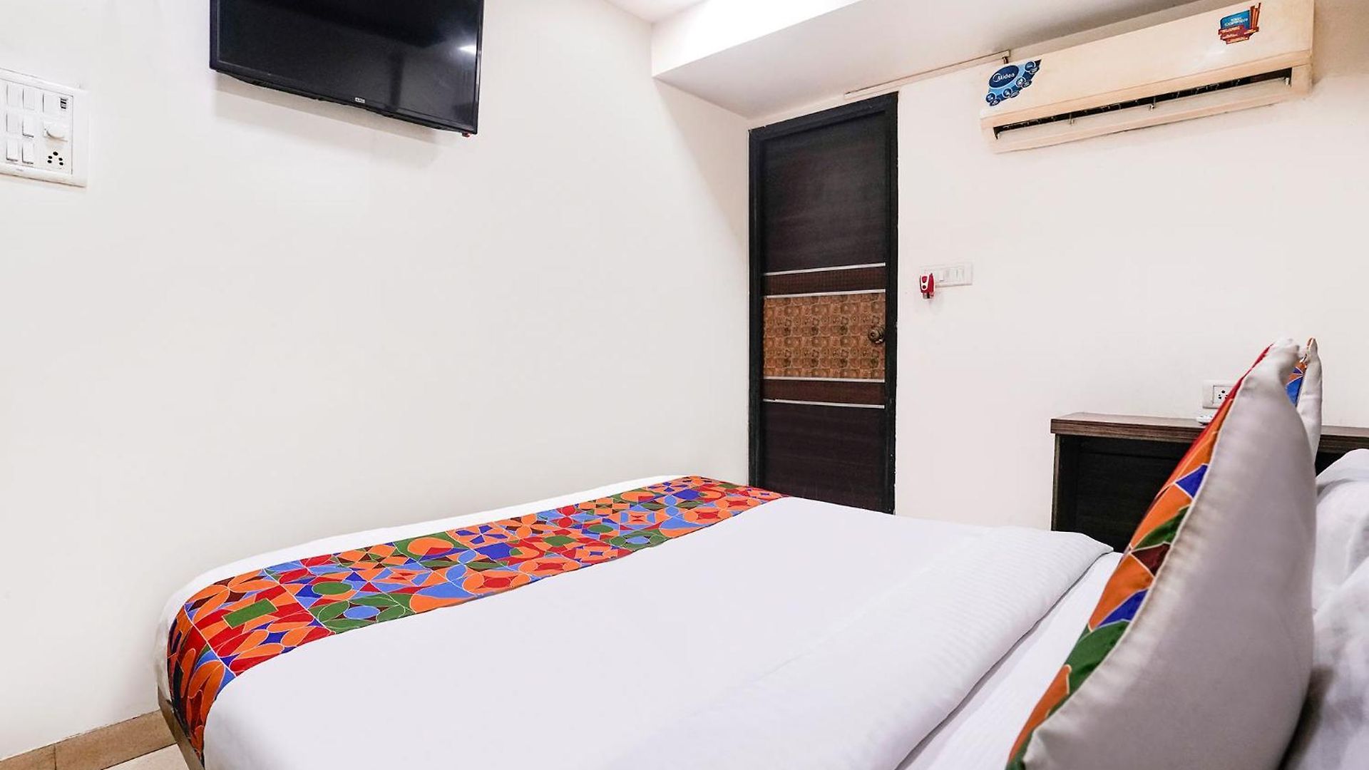 Hotel Via White Star