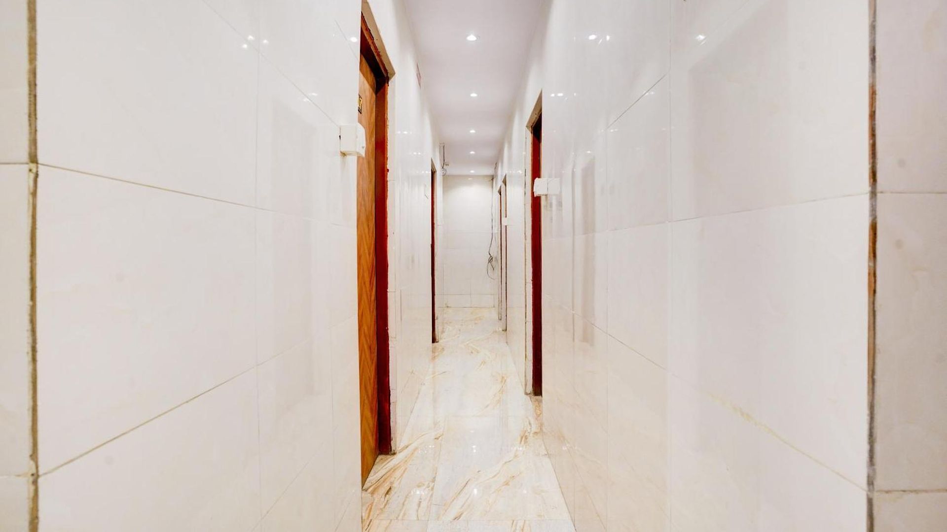 Hotel O New Firdous Mumbai