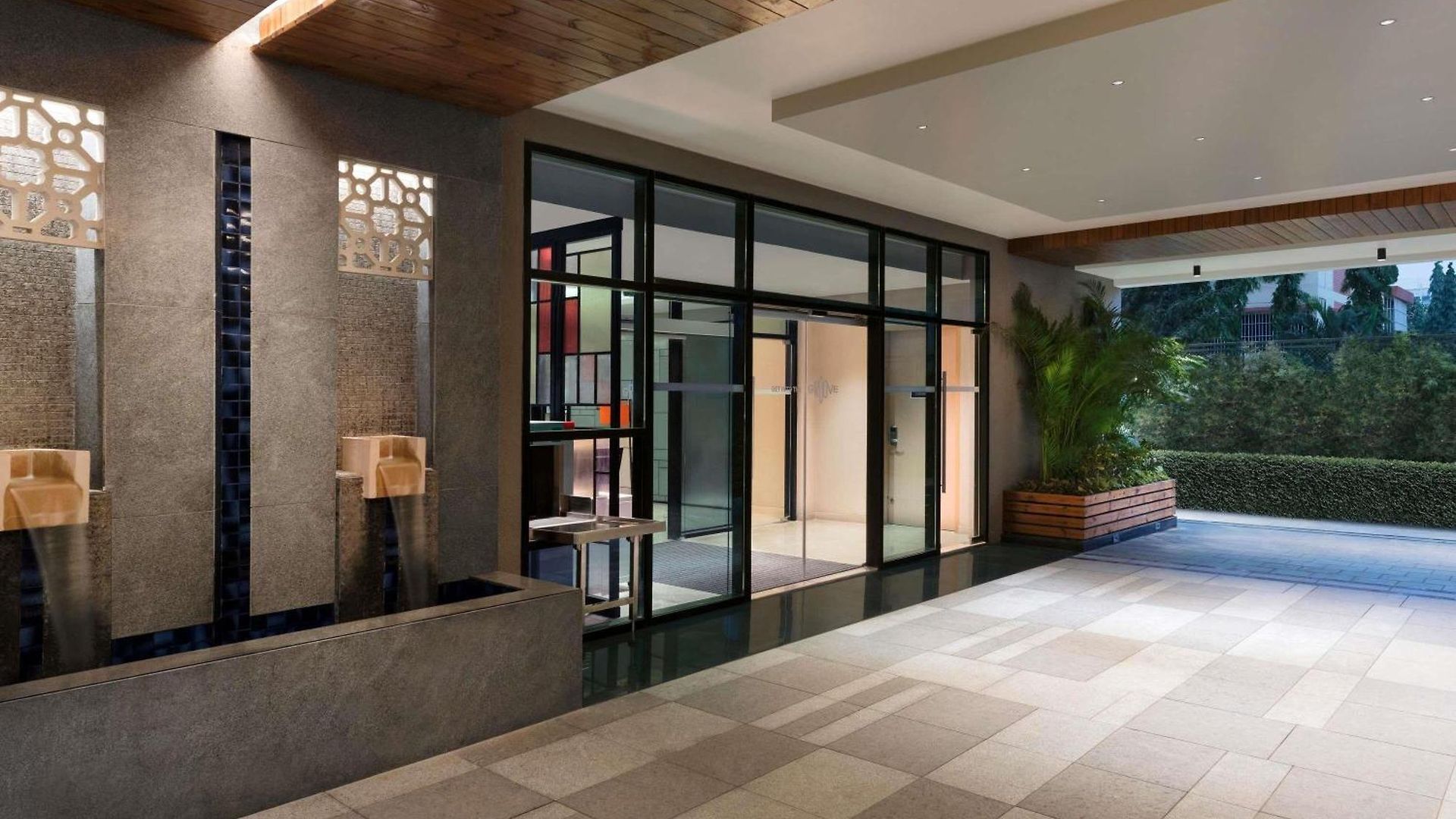 Ibis Bkc 4*