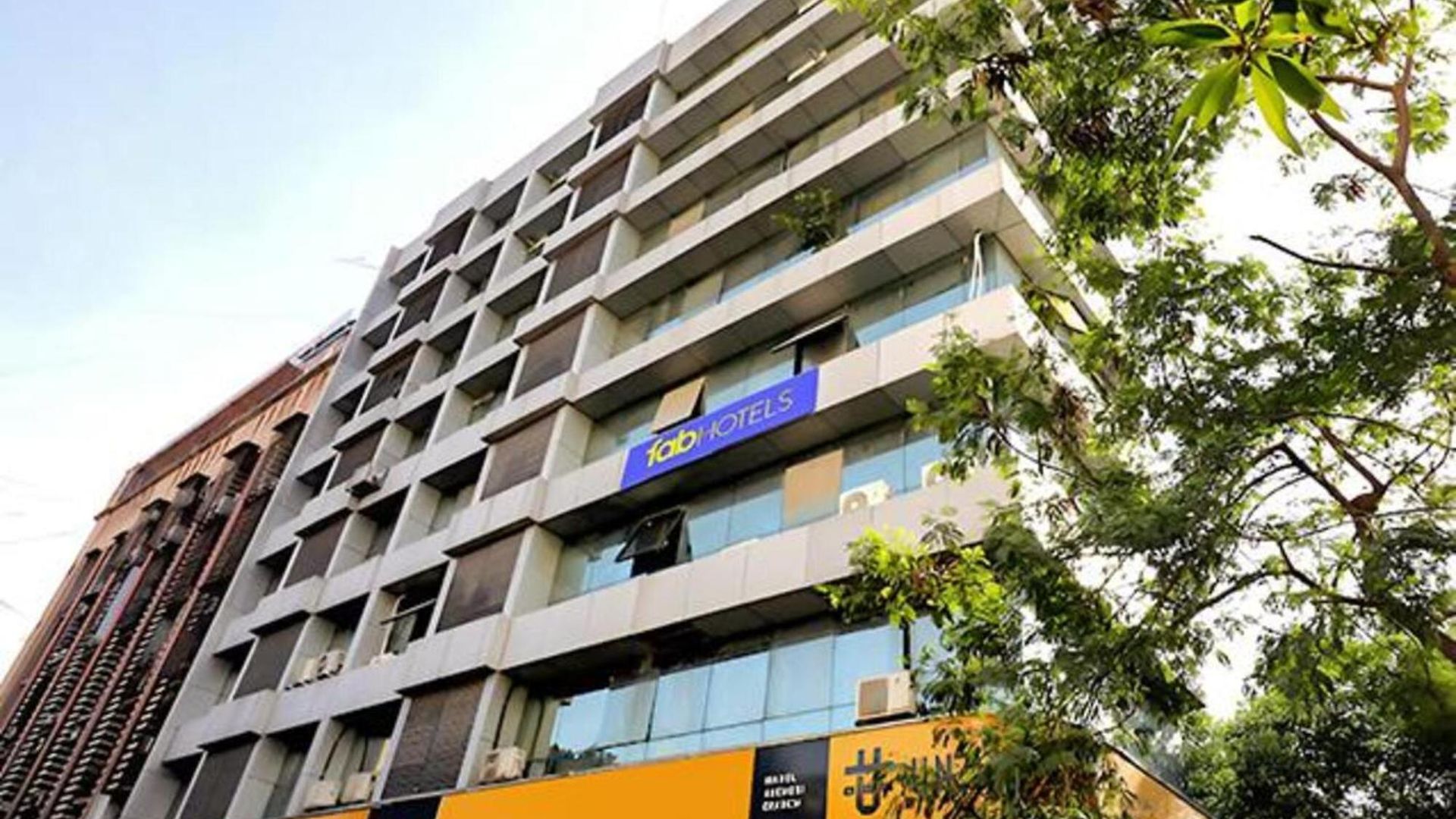 Retreats At Precious Pearl - Near International Airport !