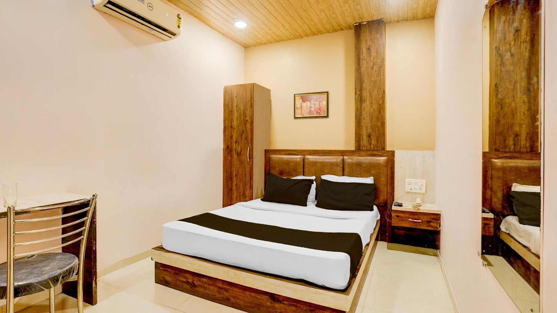 O Tawakkal Hotel