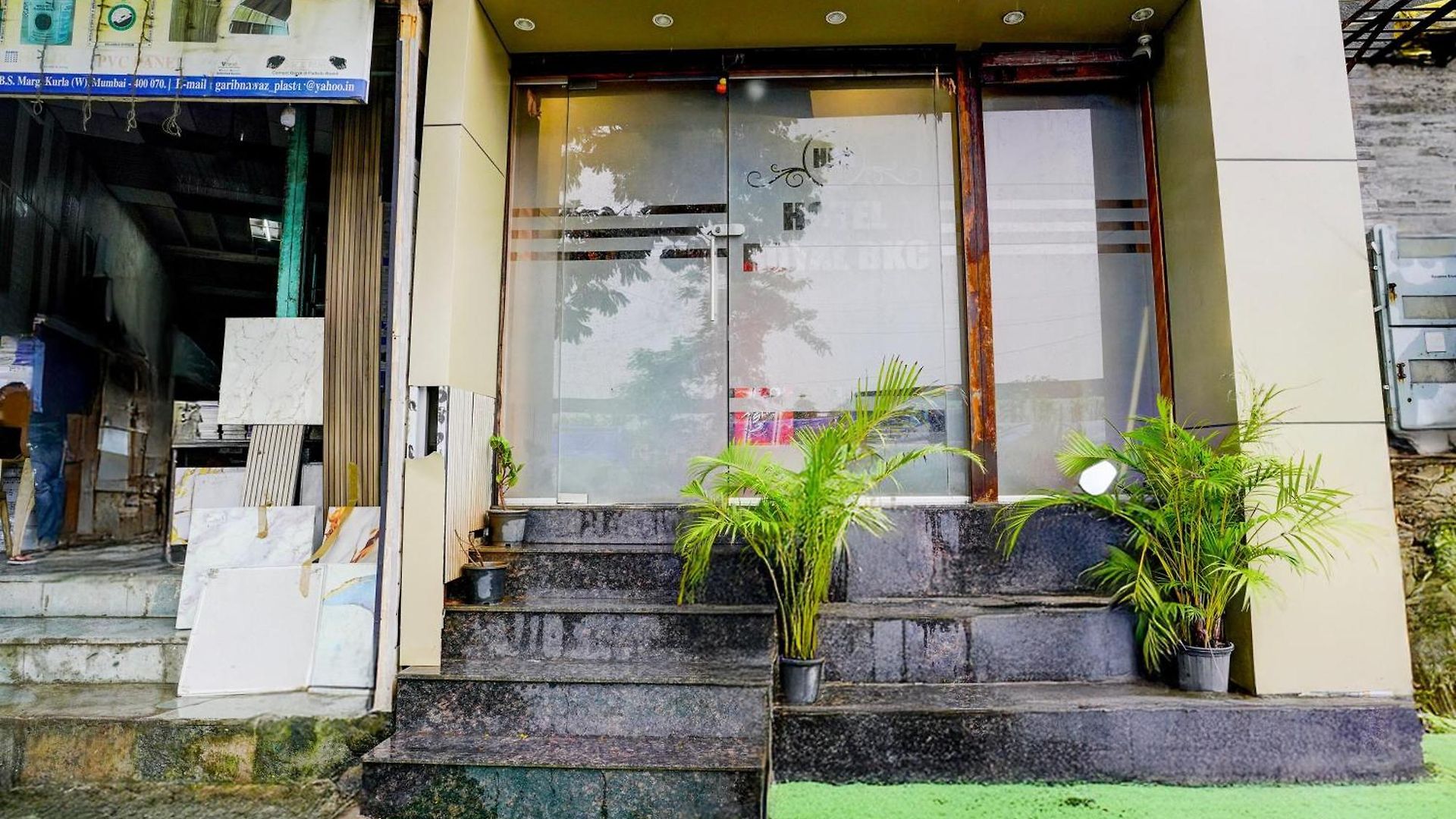 O Royal Bkc Hotel 3*