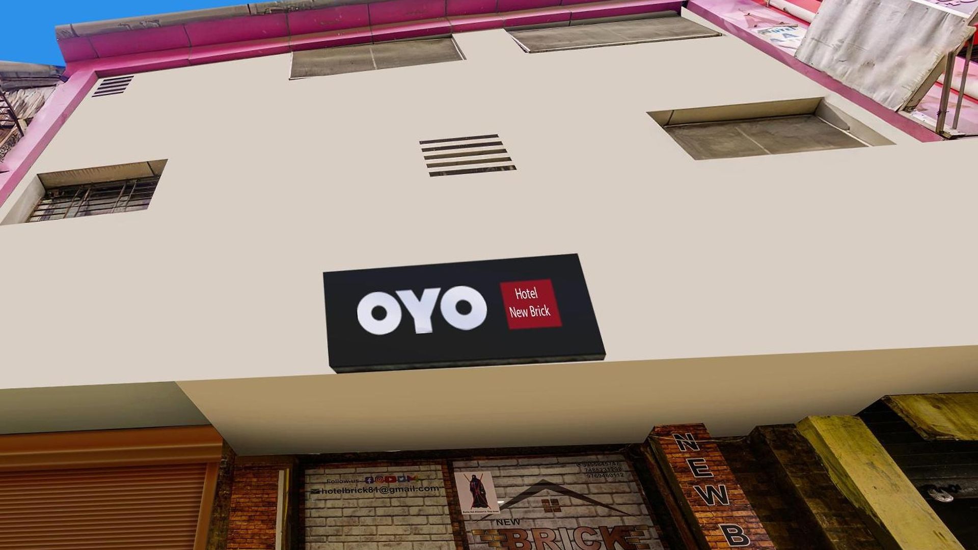 O New Brick Hotel 3*