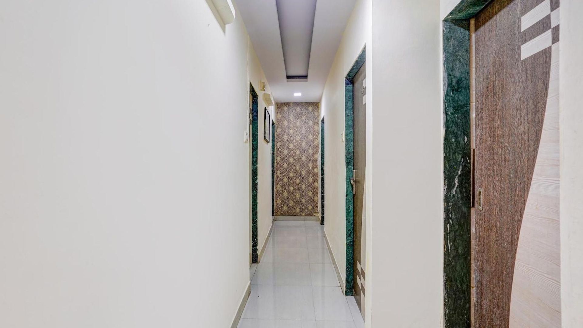 O New Brick Hotel 3*