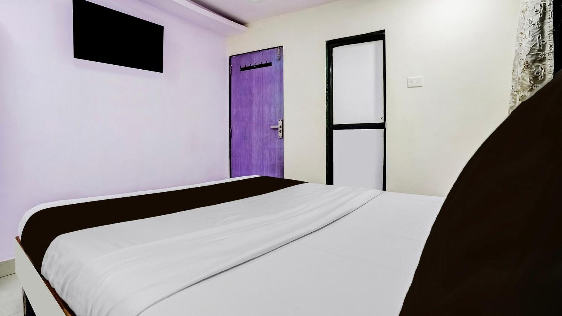Hotel O New Brick 3*