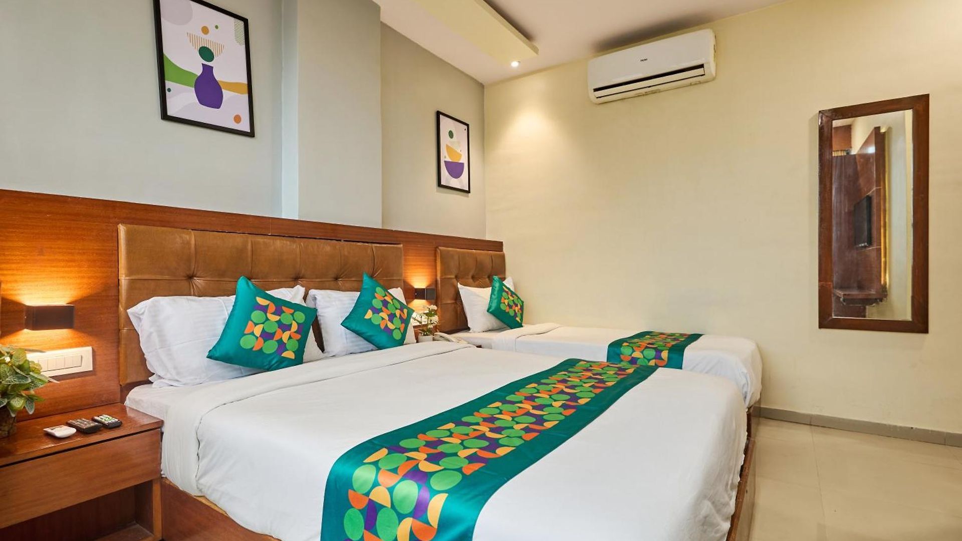 Hotel Empire Suite Hotel 3*