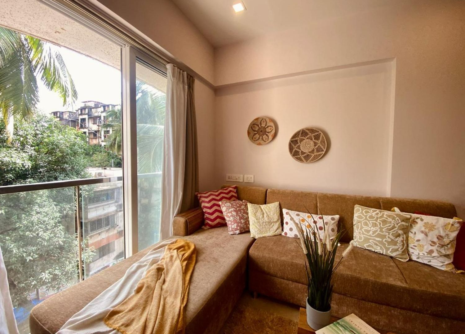 Modern 2bed Bandra Areaparkingunit 2 Apartment Mumbai