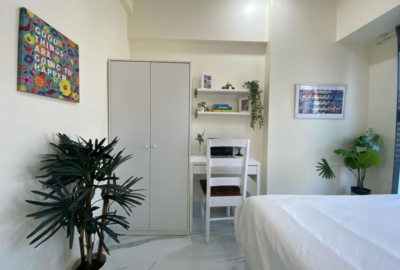 Sheetal Vaibhav 902 Apartment