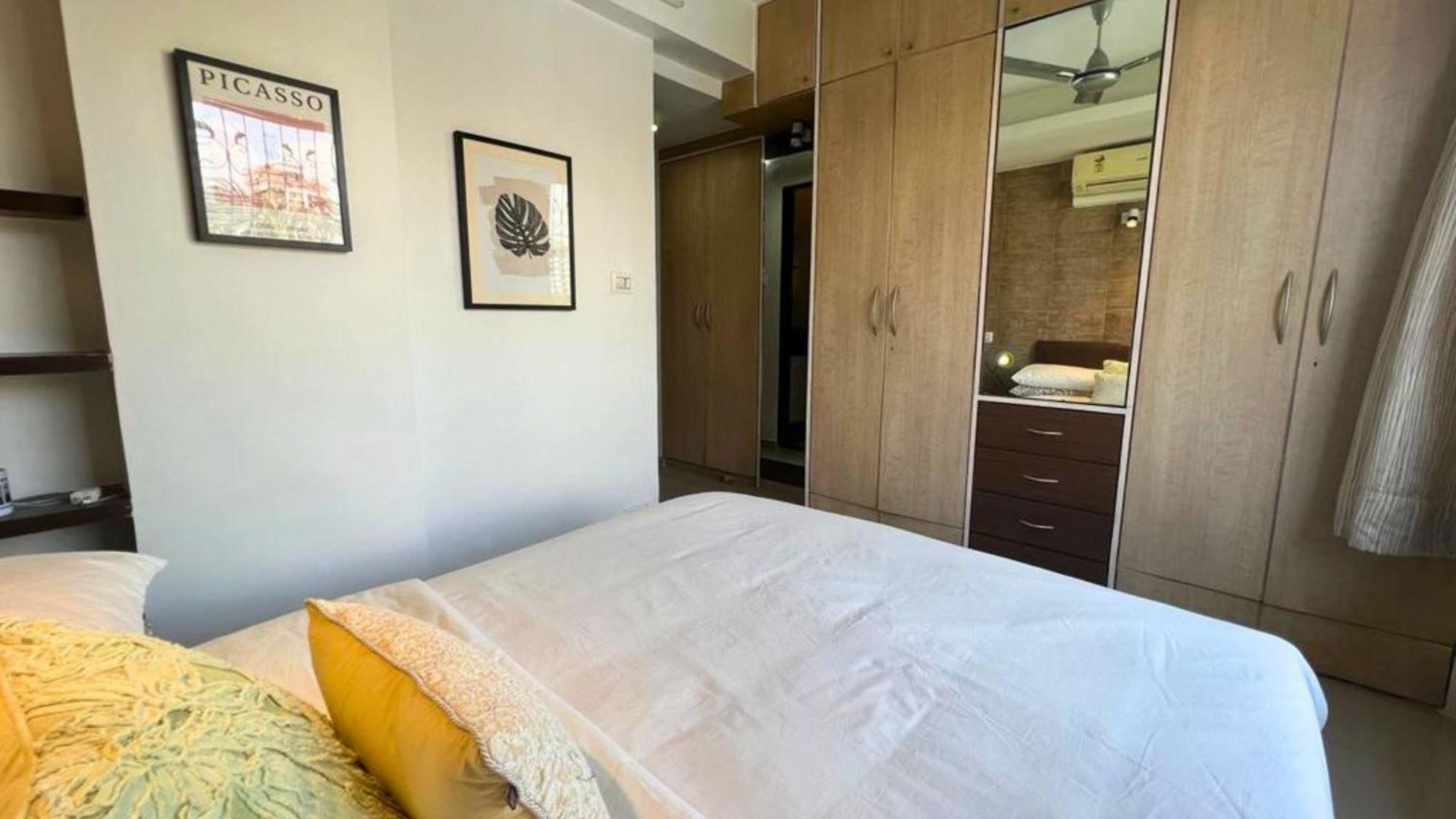 Marita 701 Bandra Beauty 2 Bed 2 Bath Sea View Parking Apartment Mumbai