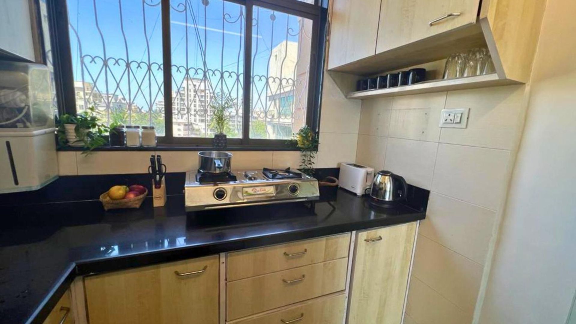 Marita 701 Bandra Beauty 2 Bed 2 Bath Sea View Parking Mumbai