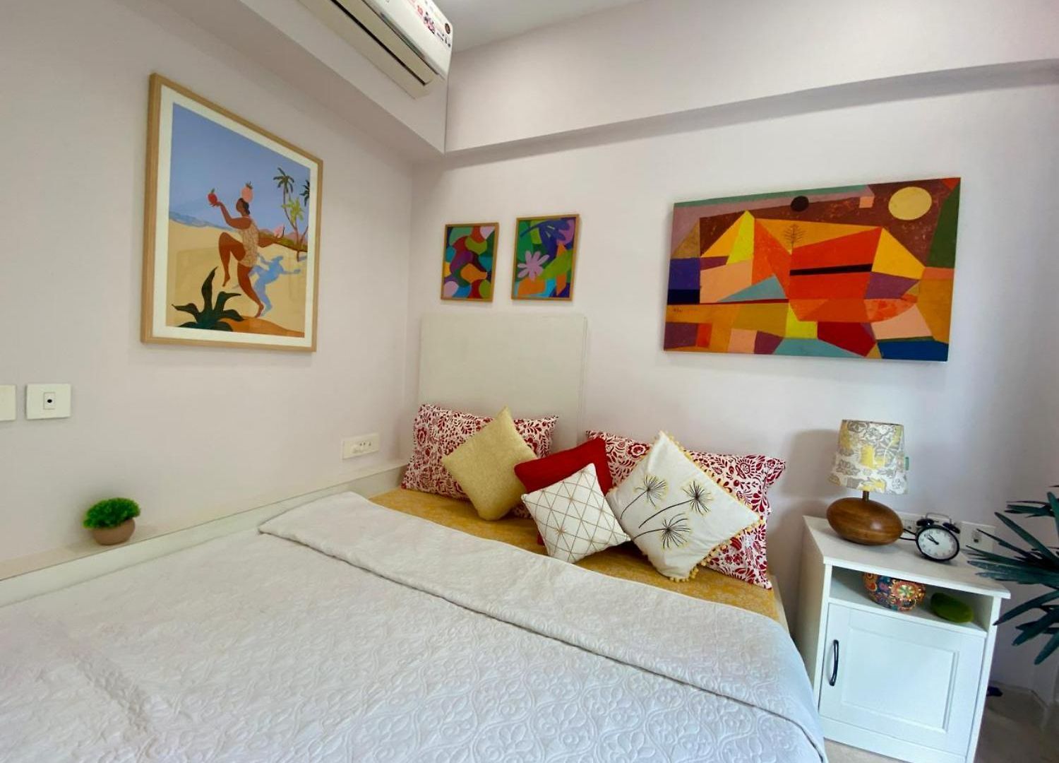Modern 2bed Bandra Areaparkingunit 2