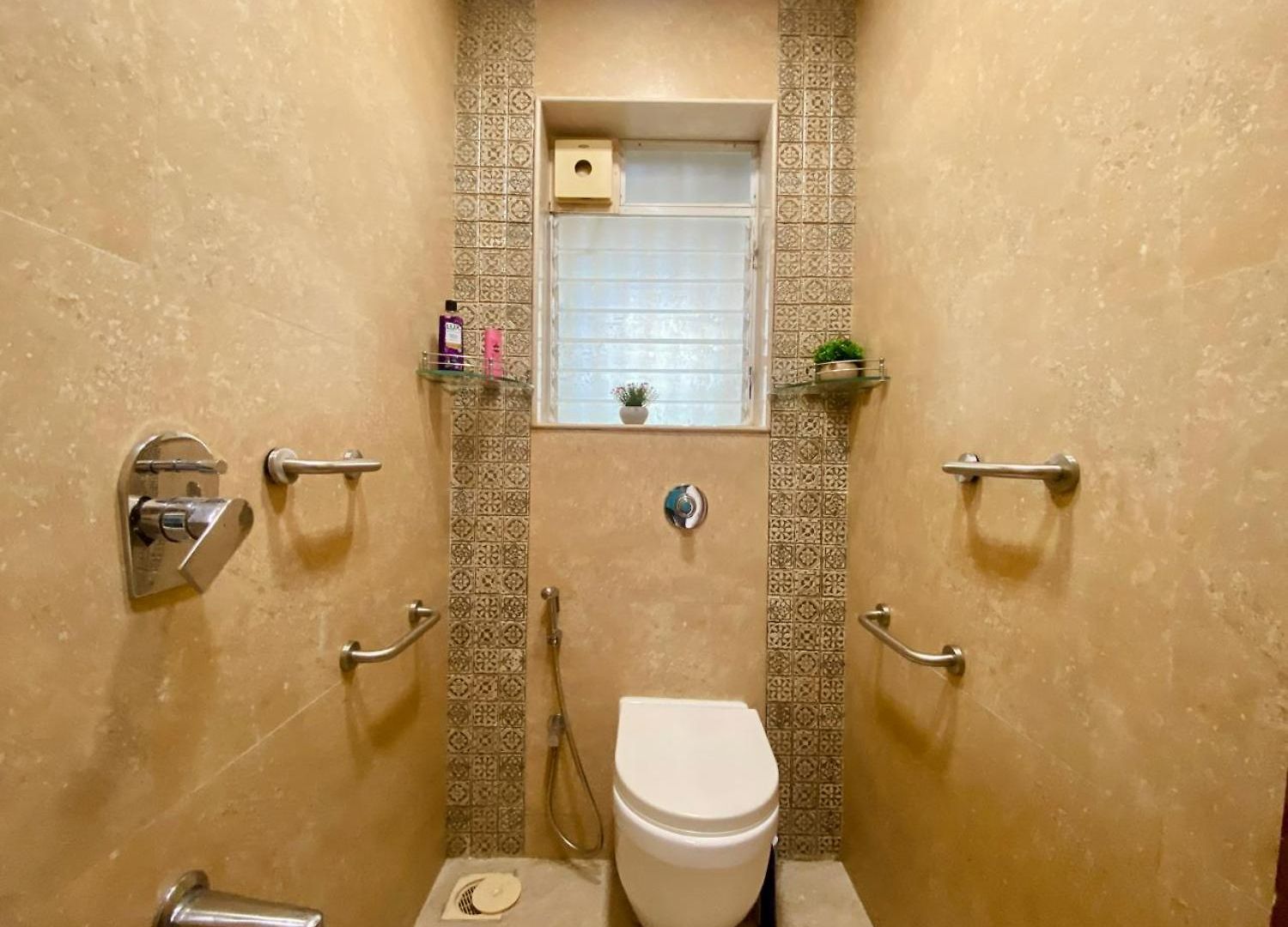 Modern 2bed Bandra Areaparkingunit 2 *