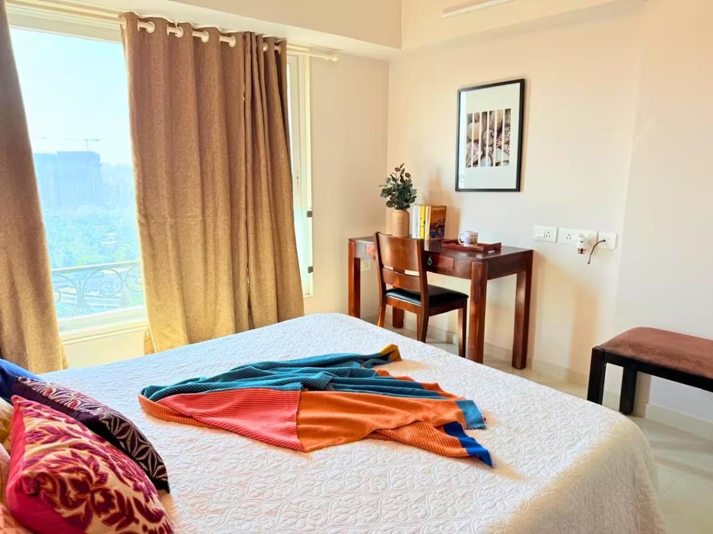 Connekthomes - 5 Star 3bed3bath Luxury Pool, Gym Near Airport Bkc