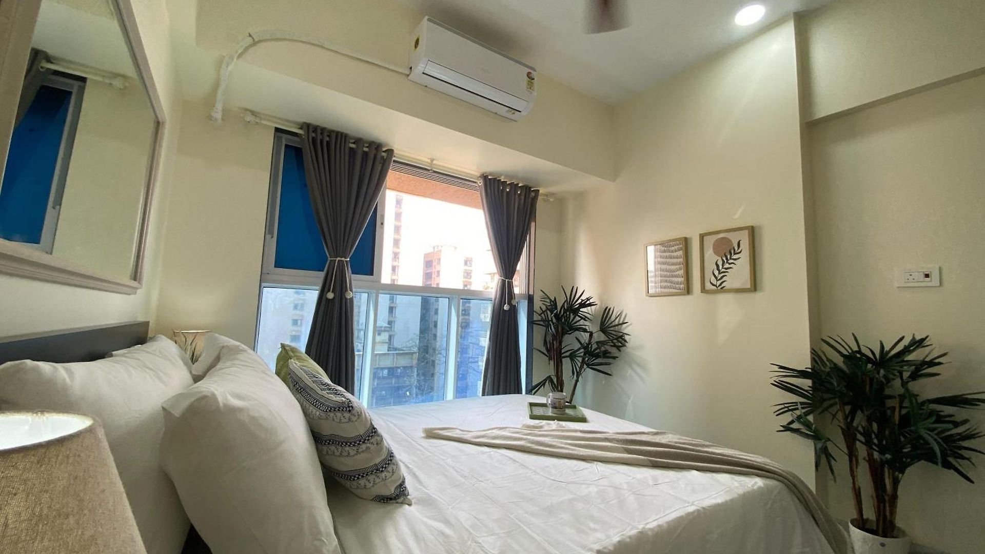 Sheetal Vaibhav 902 Apartment