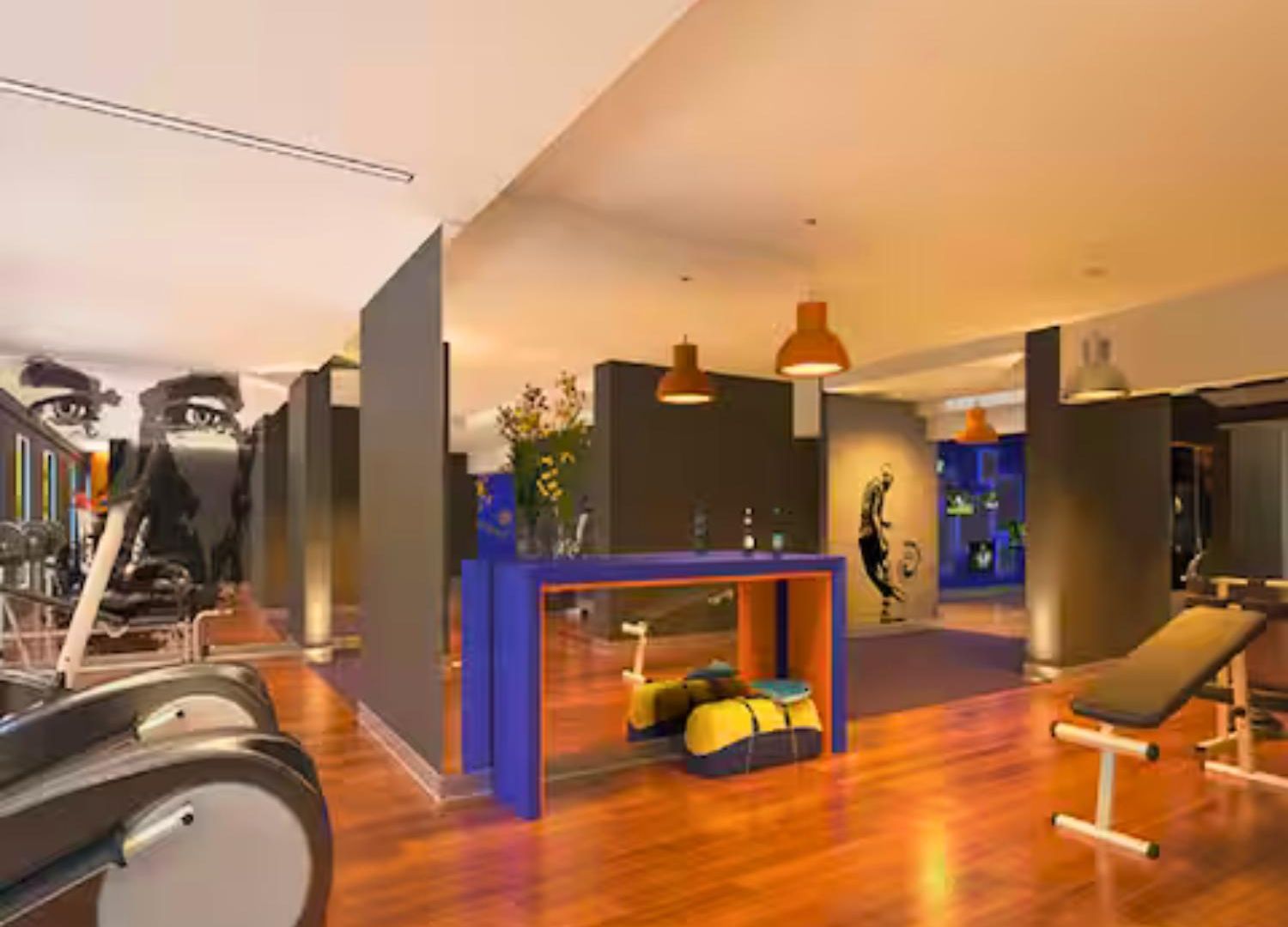 Connekthomes - 5 Star 3bed3bath Luxury Pool, Gym Near Airport Bkc * Mumbai