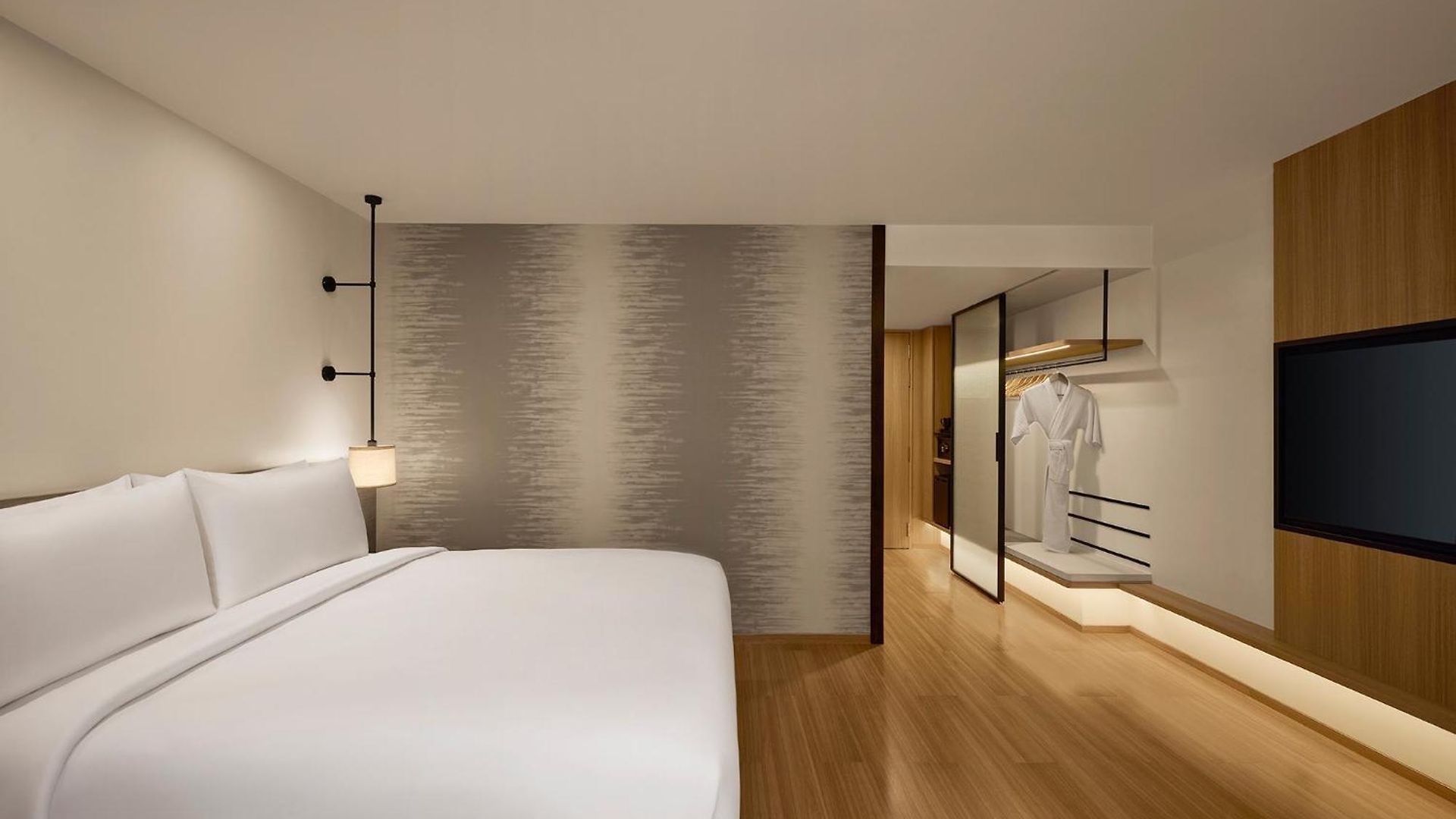 Hotel Fairfield By Marriott Andheri West 4*