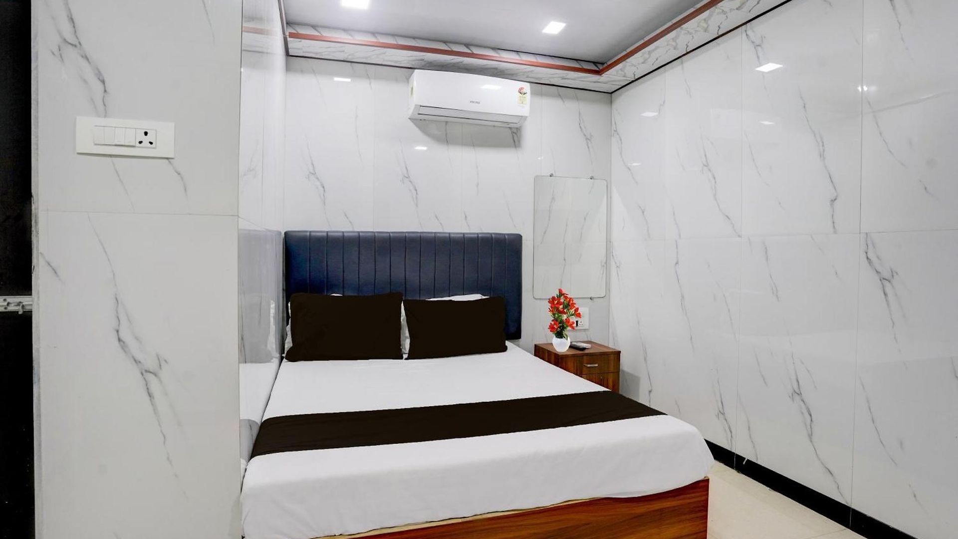 Hotel O Sr Residency 3*