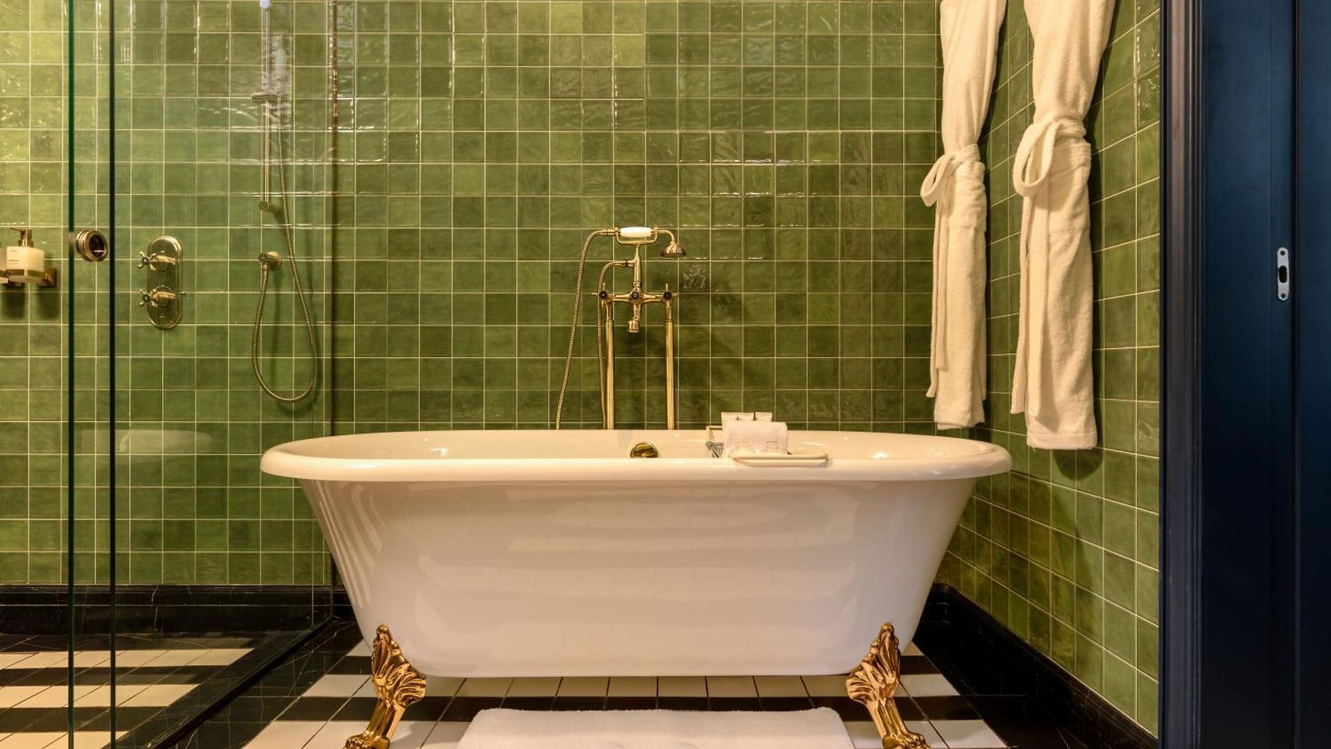Hotel Bandra House - Ihcl Seleqtions Mumbai