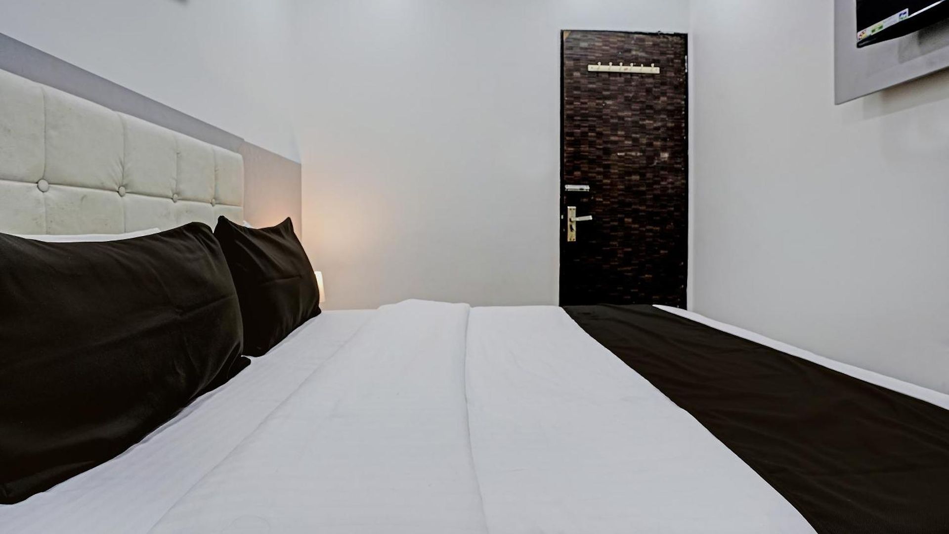 Hotel Capital O Park Residency Mumbai