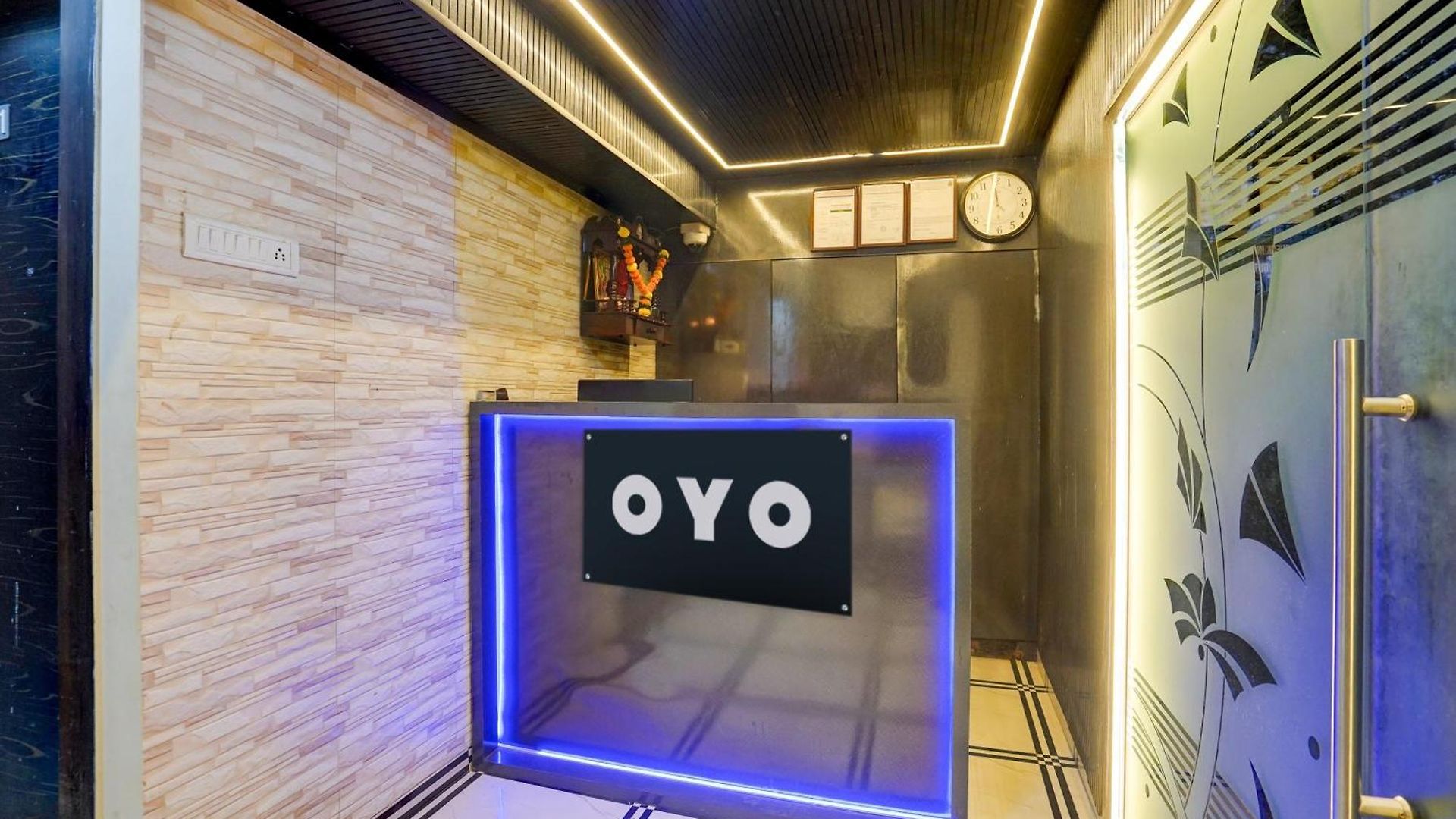 O By Oyo Grand Residency Hotel