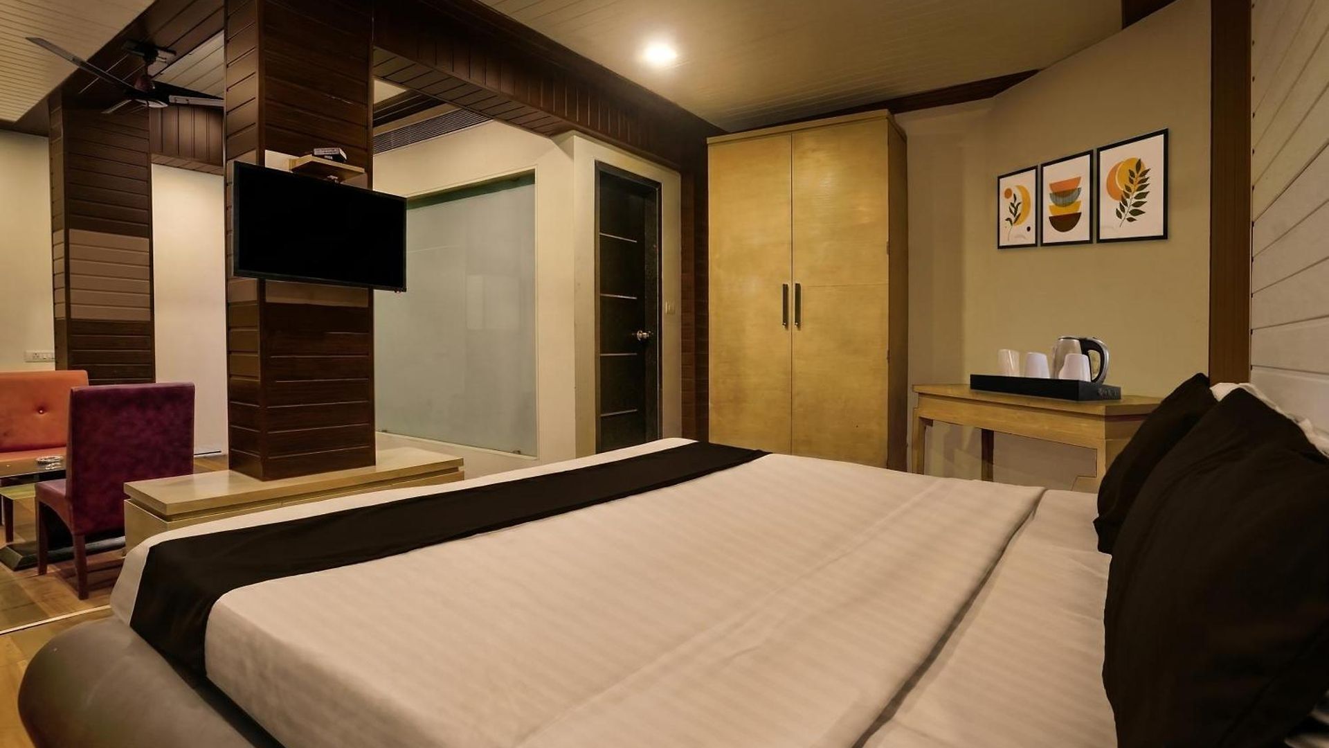 Collection O Lodha Experia Mall Dombiwali Formerly Rr Hotel 3*