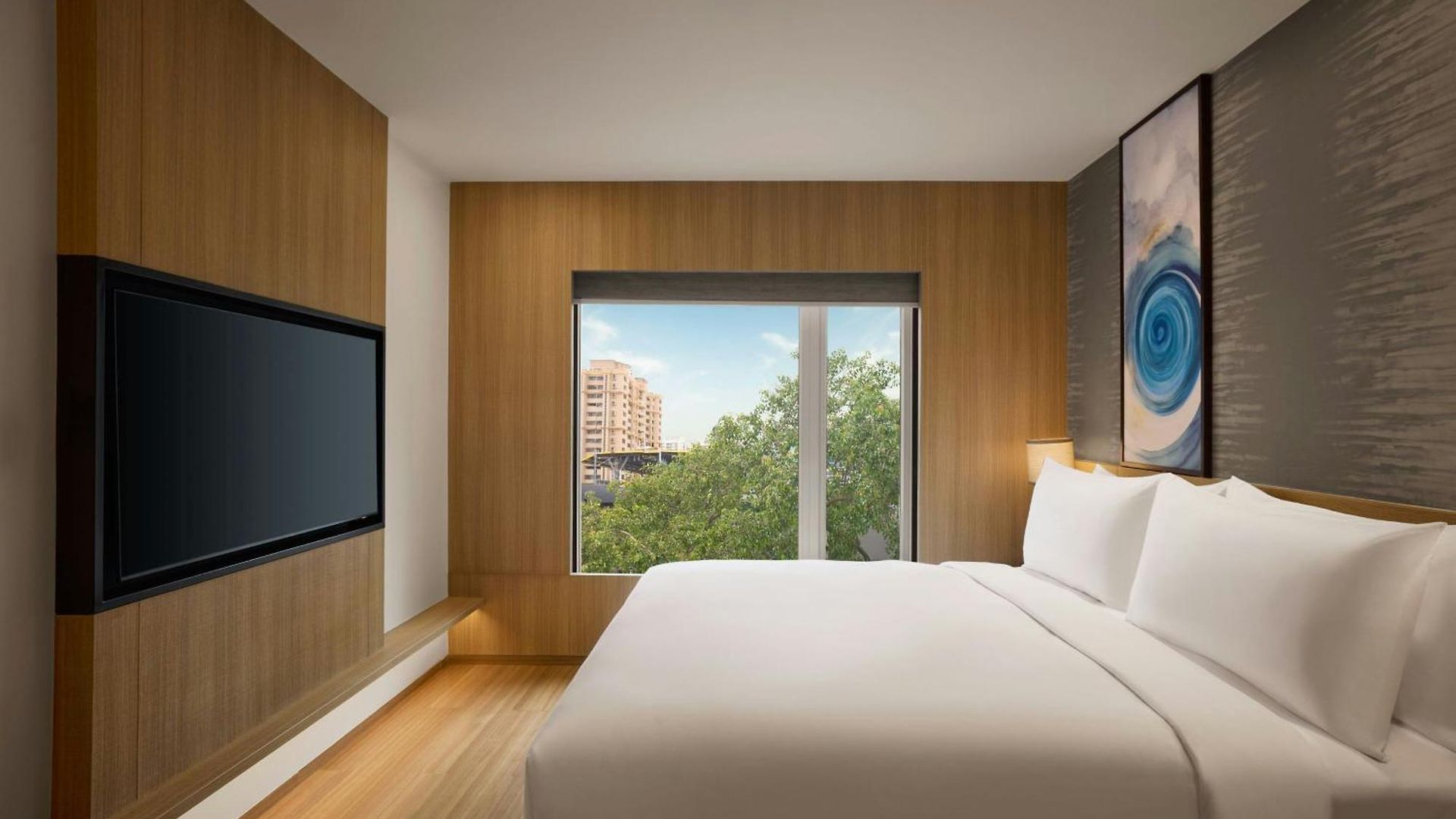 Fairfield By Marriott Andheri West Hotel