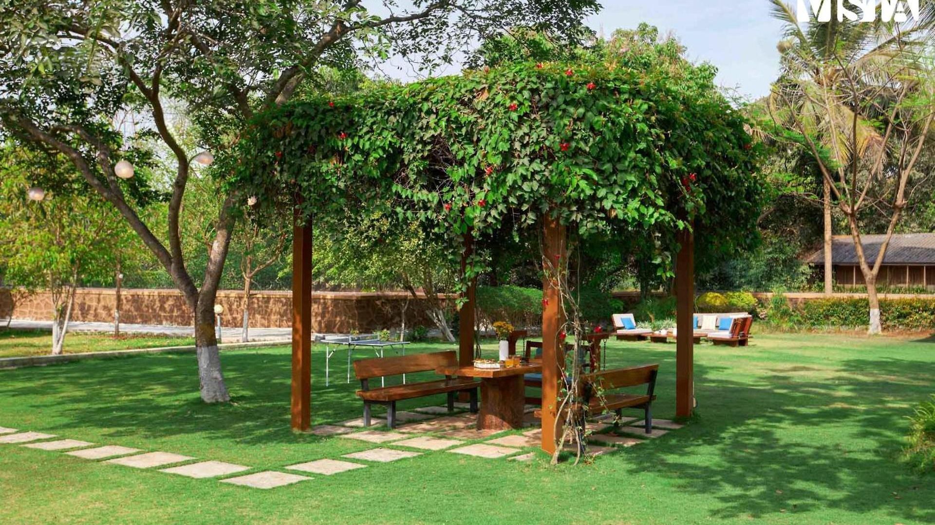 Stayvista's Pranamya - 4bhk With Pet Friendly & Alfresco Dining *