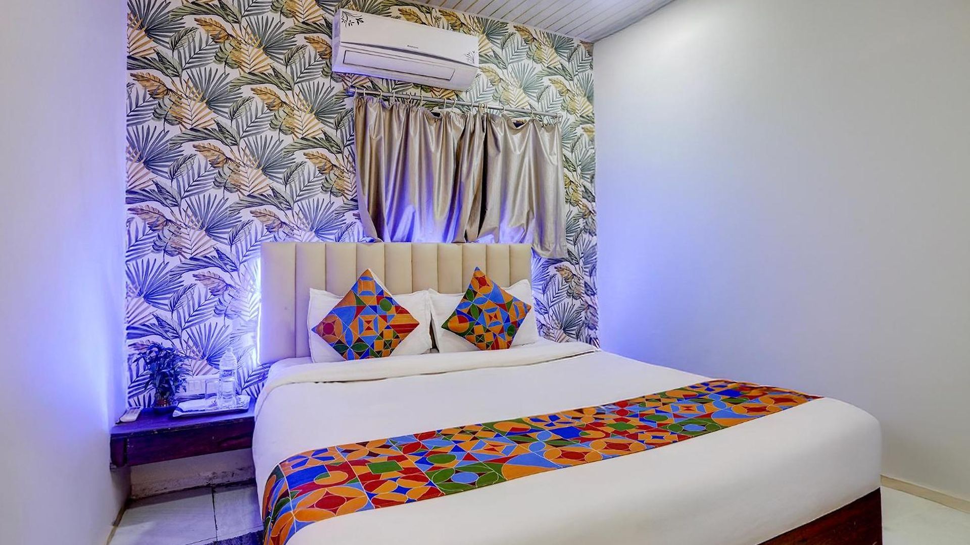 Hotel Via Saini Residency 3*