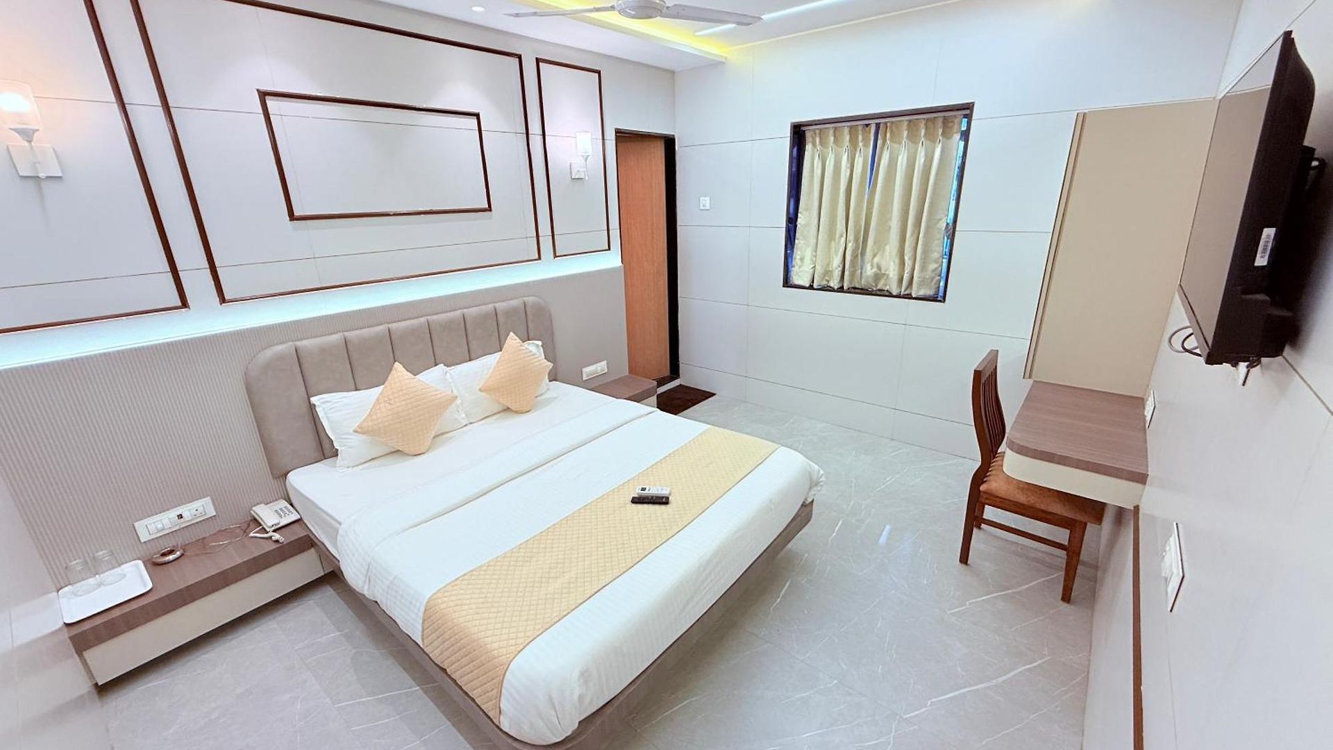 Le Glance & Hotel