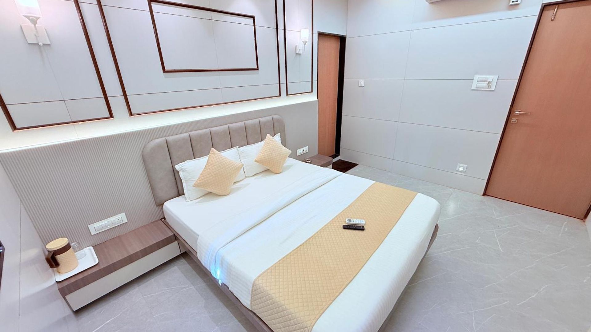 Le Glance & Hotel 4*