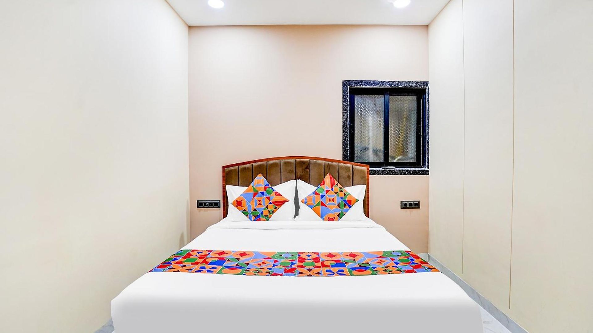 Fabhotel Jk Hotel Mumbai