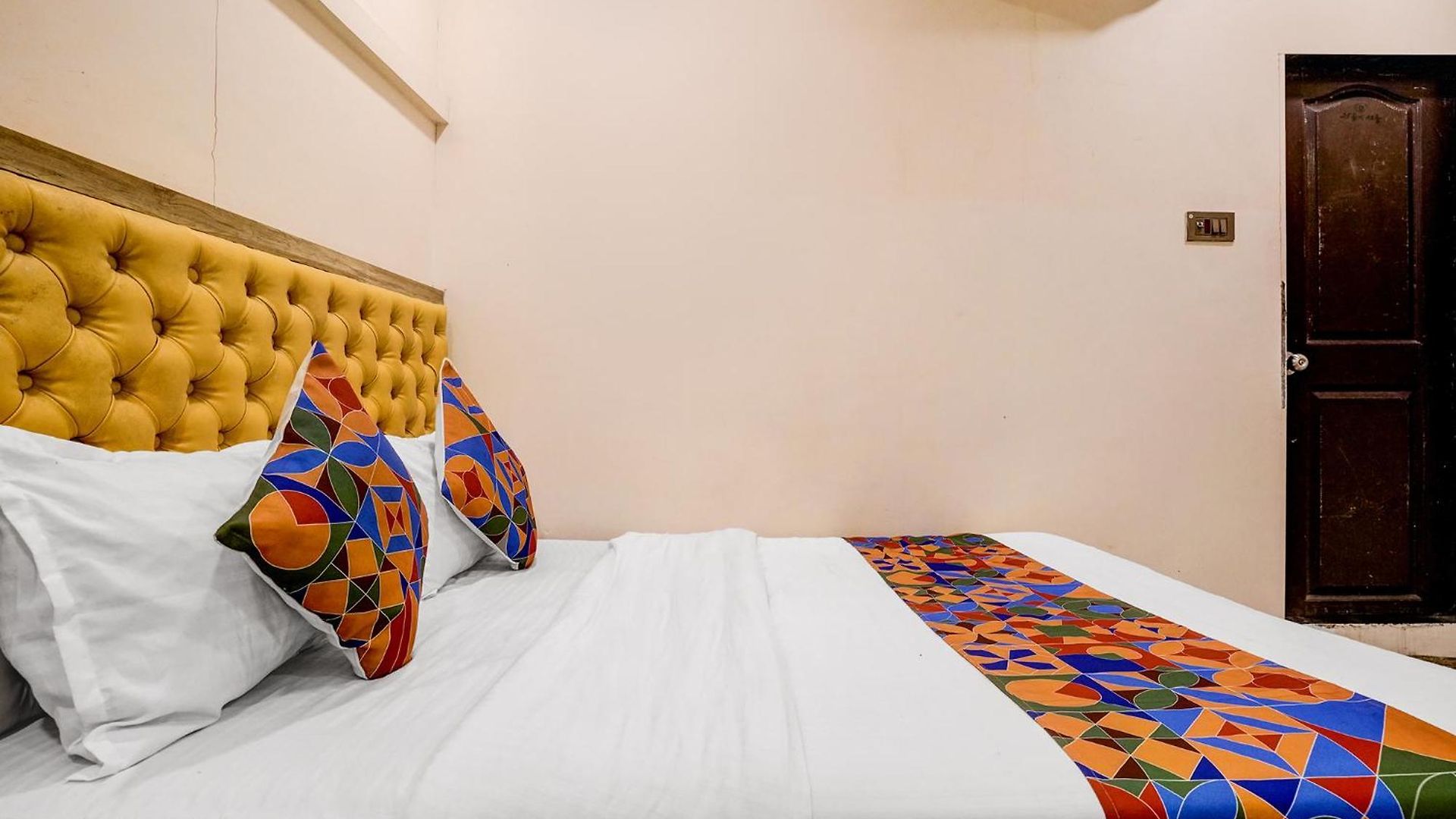 Fabhotel Pride Suitz Hotel *