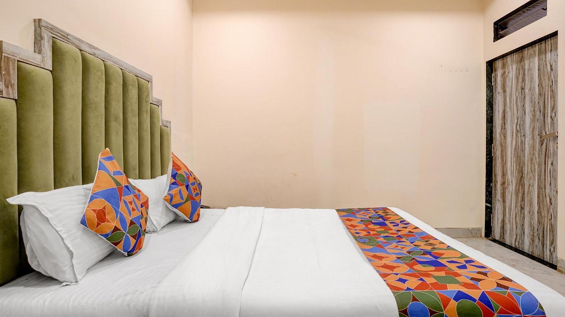 Fabhotel Pride Suitz Hotel