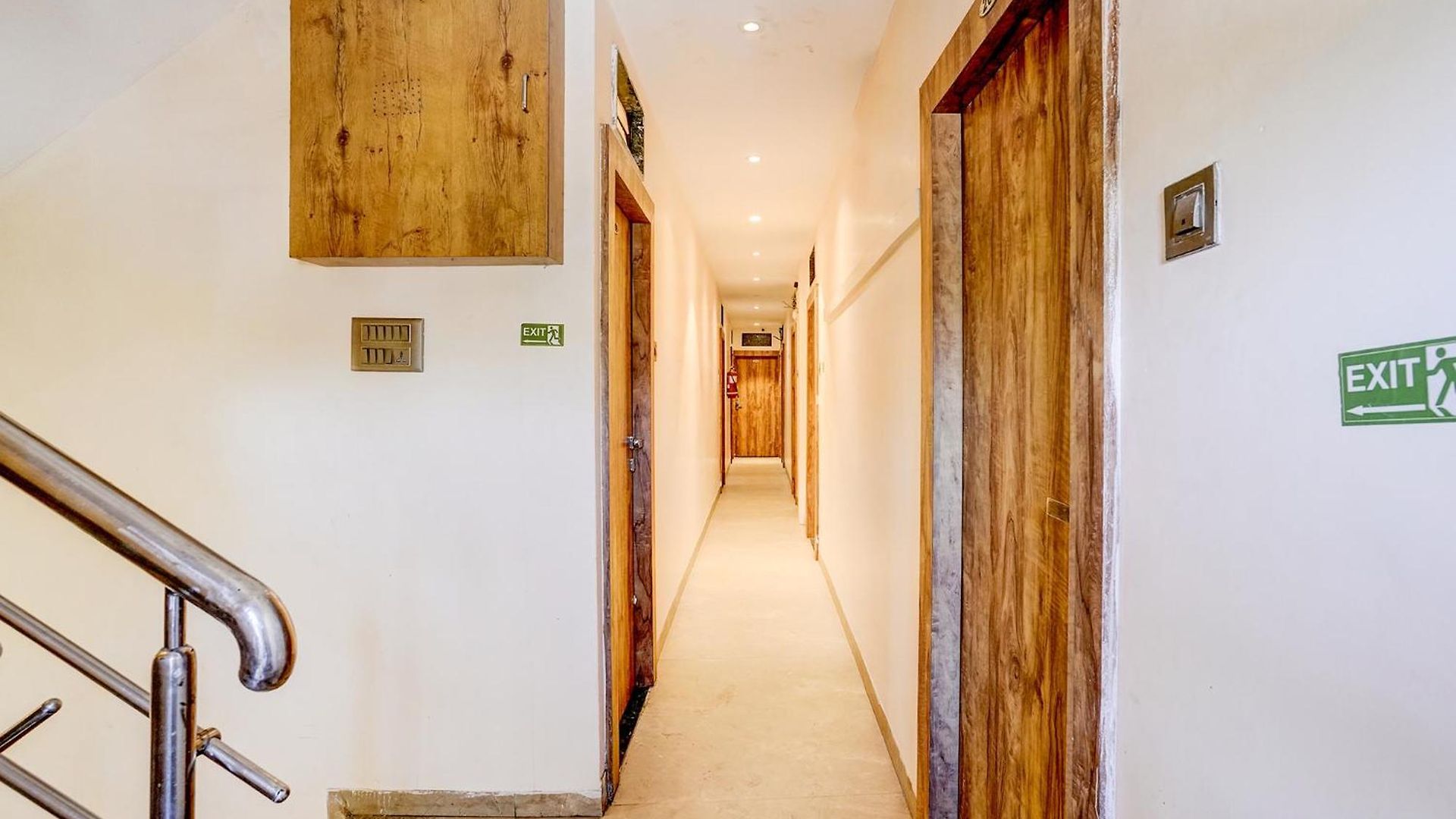 Hotel Fabhotel Pride Suitz