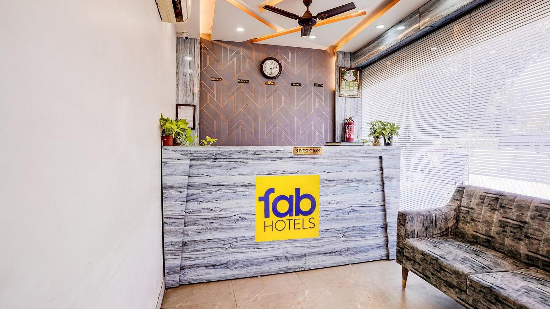 Fabhotel Pride Suitz Hotel